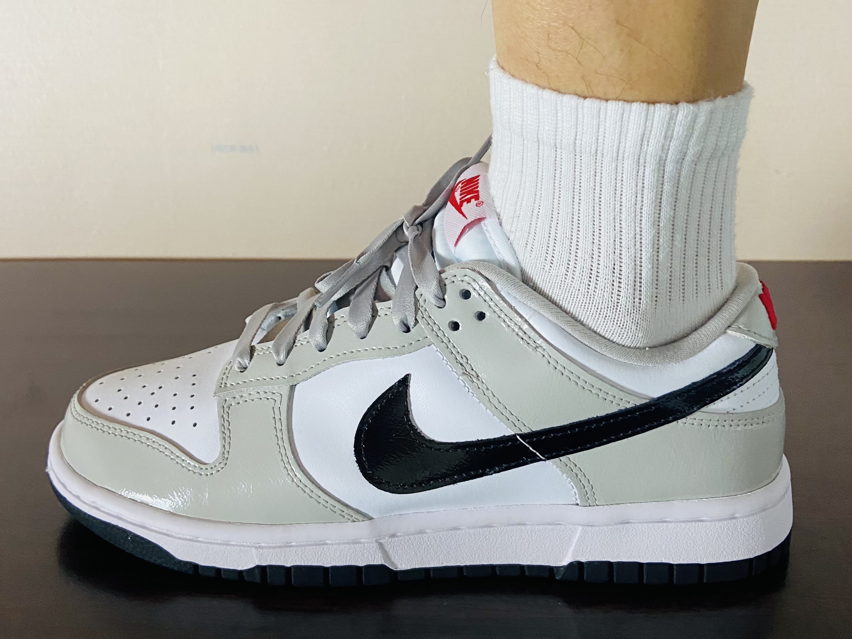 (W) Nike Dunk Low Essential Light Iron Ore Black 착용 스타일