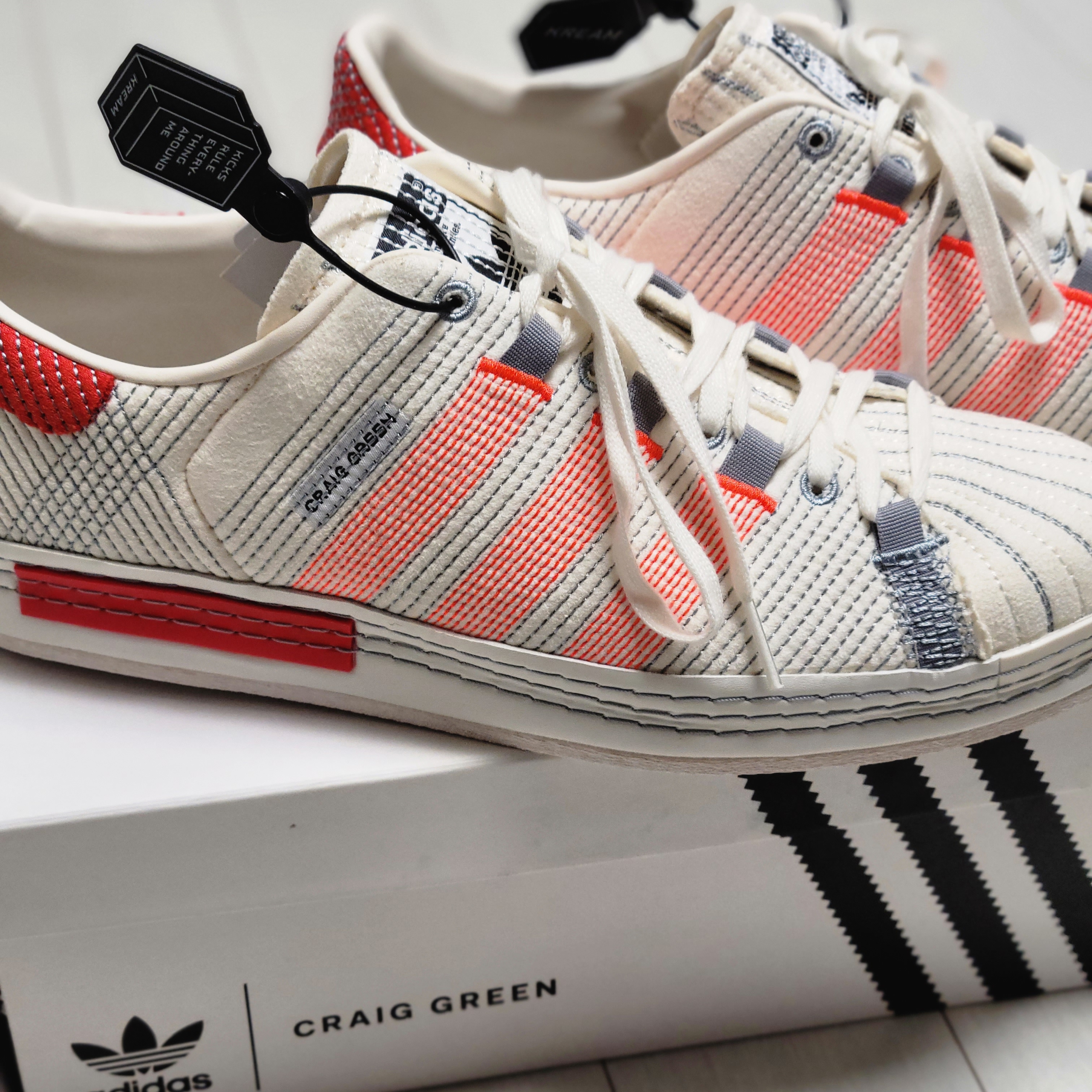 Adidas x Craig Green Superstar Off White 착용 스타일 - 2