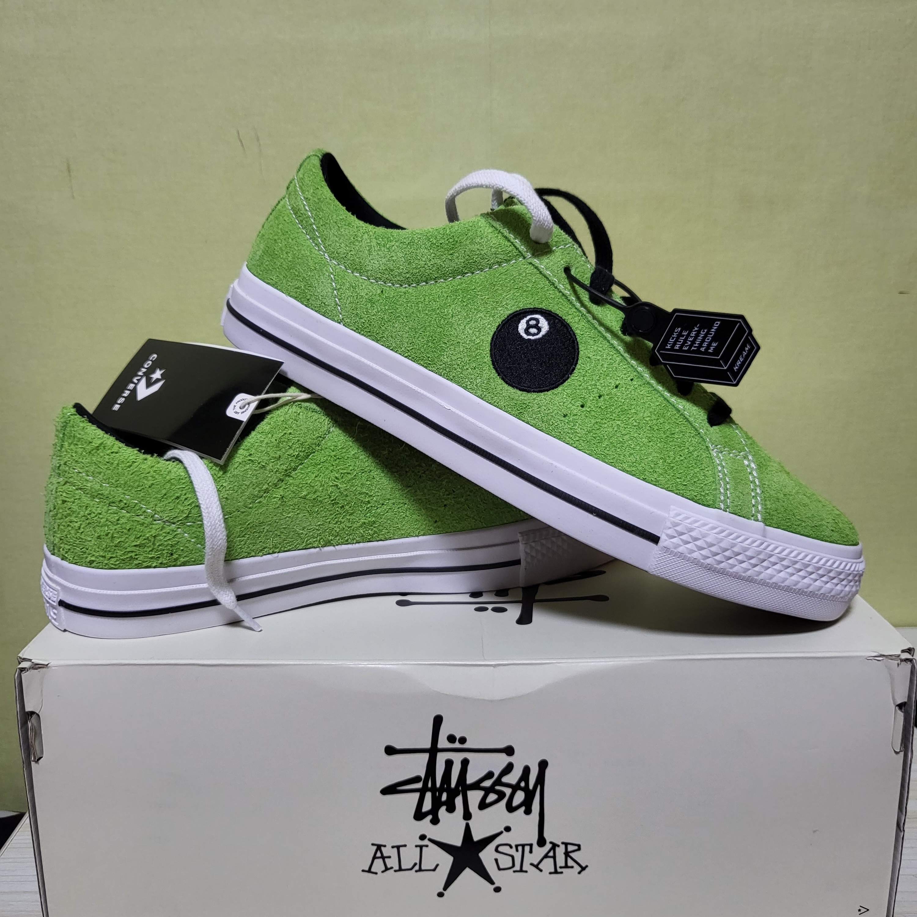 Converse x Stussy One Star Pro Ox 8 Ball Green 착용 스타일 - 1