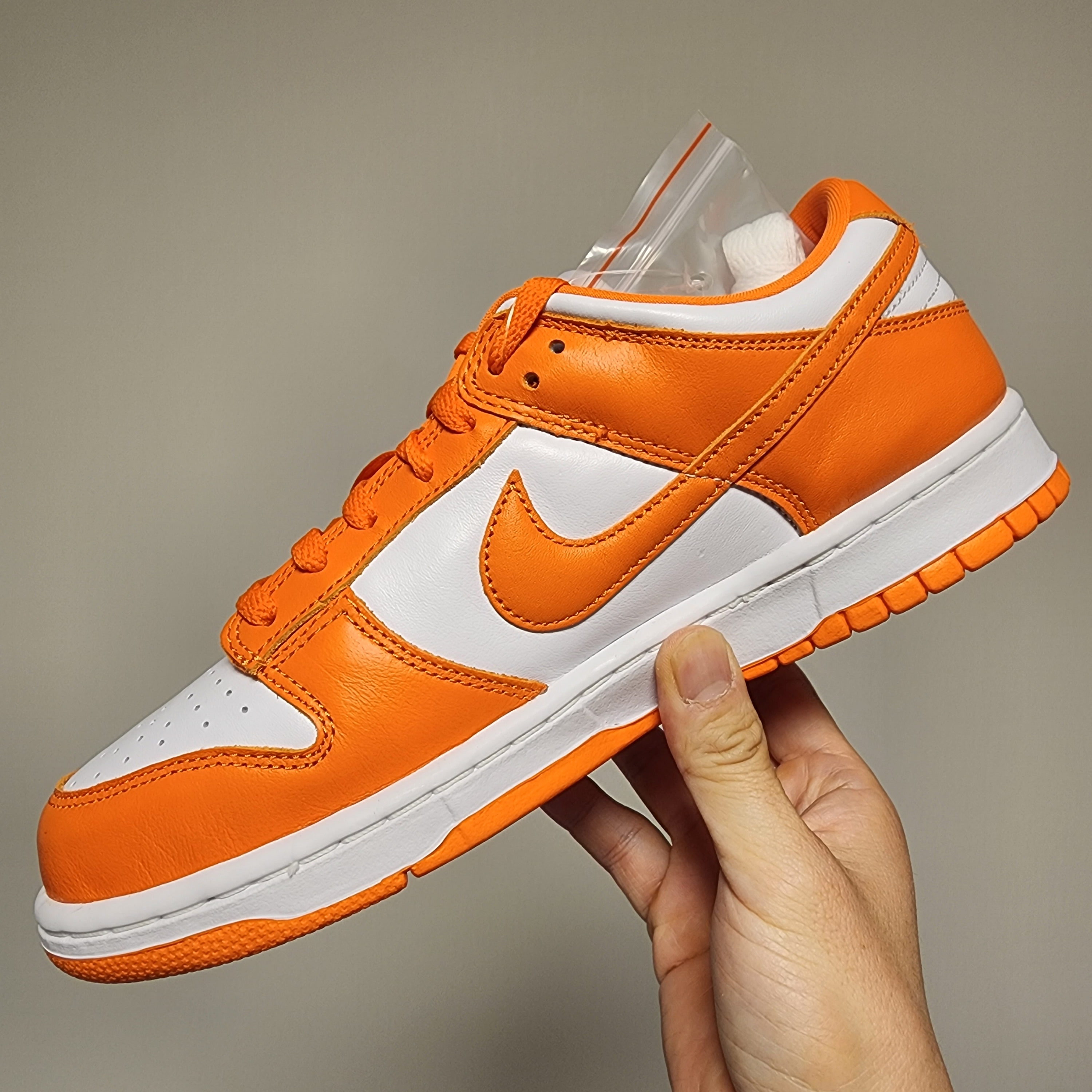 Nike Dunk Low SP Syracuse 2022 착용 스타일 - 1