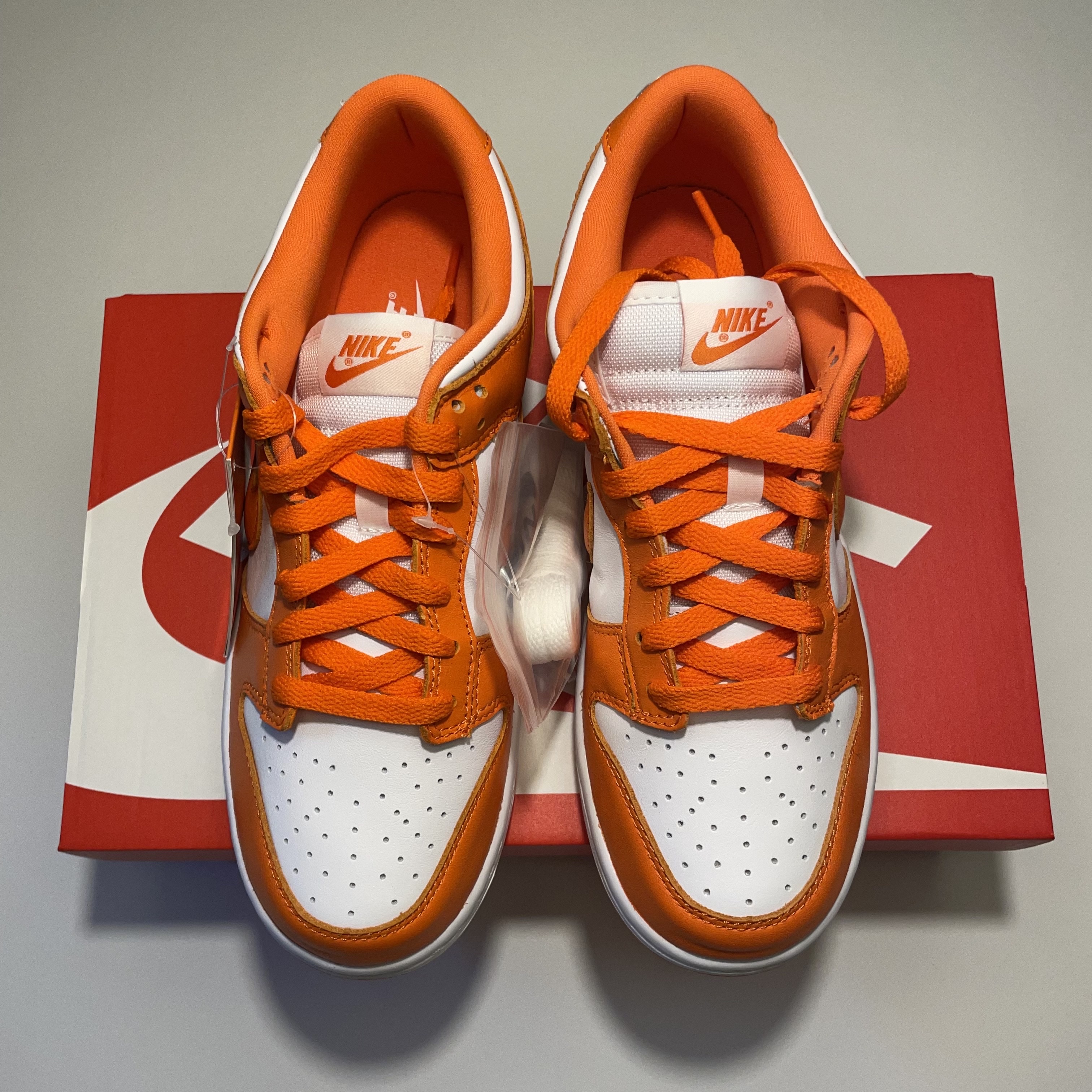 Nike Dunk Low SP Syracuse 2022 착용 스타일 - 5