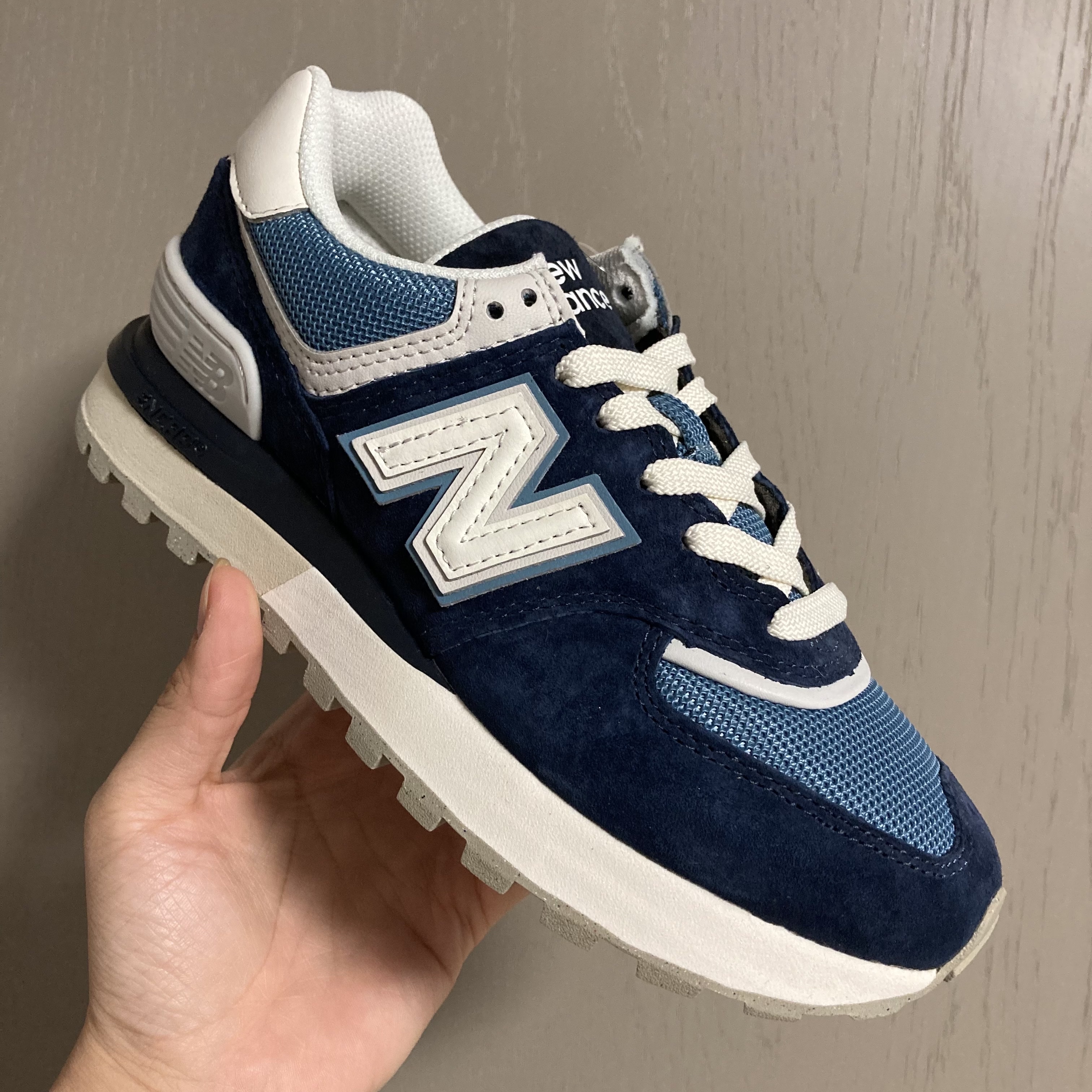 New Balance 574 Legacy Navy Sea Salt, New Balance 574 Legacy Navy 착용 스타일