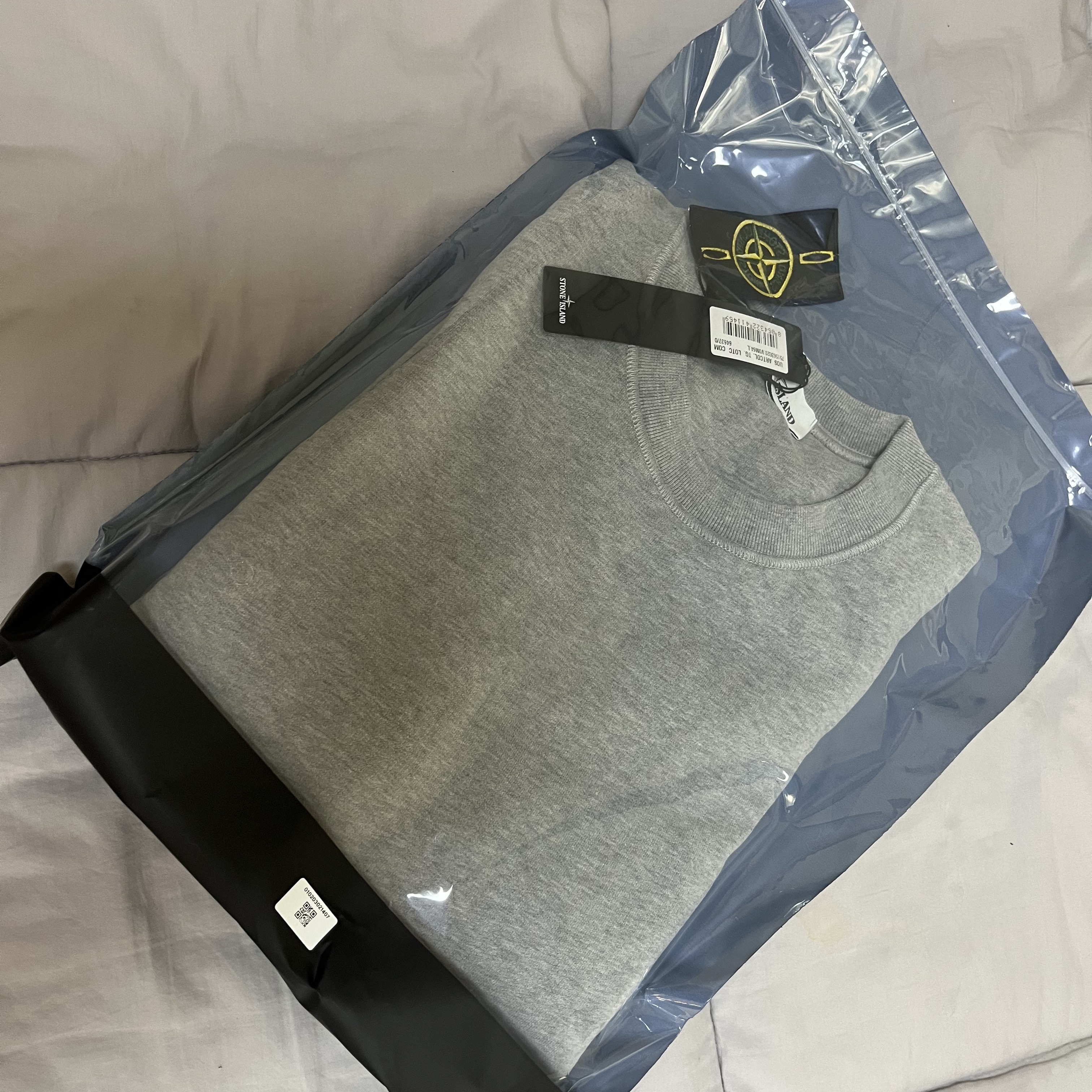 Stone Island 63020 Crewneck Sweatshirt Melange Grey - 22FW 착용 스타일