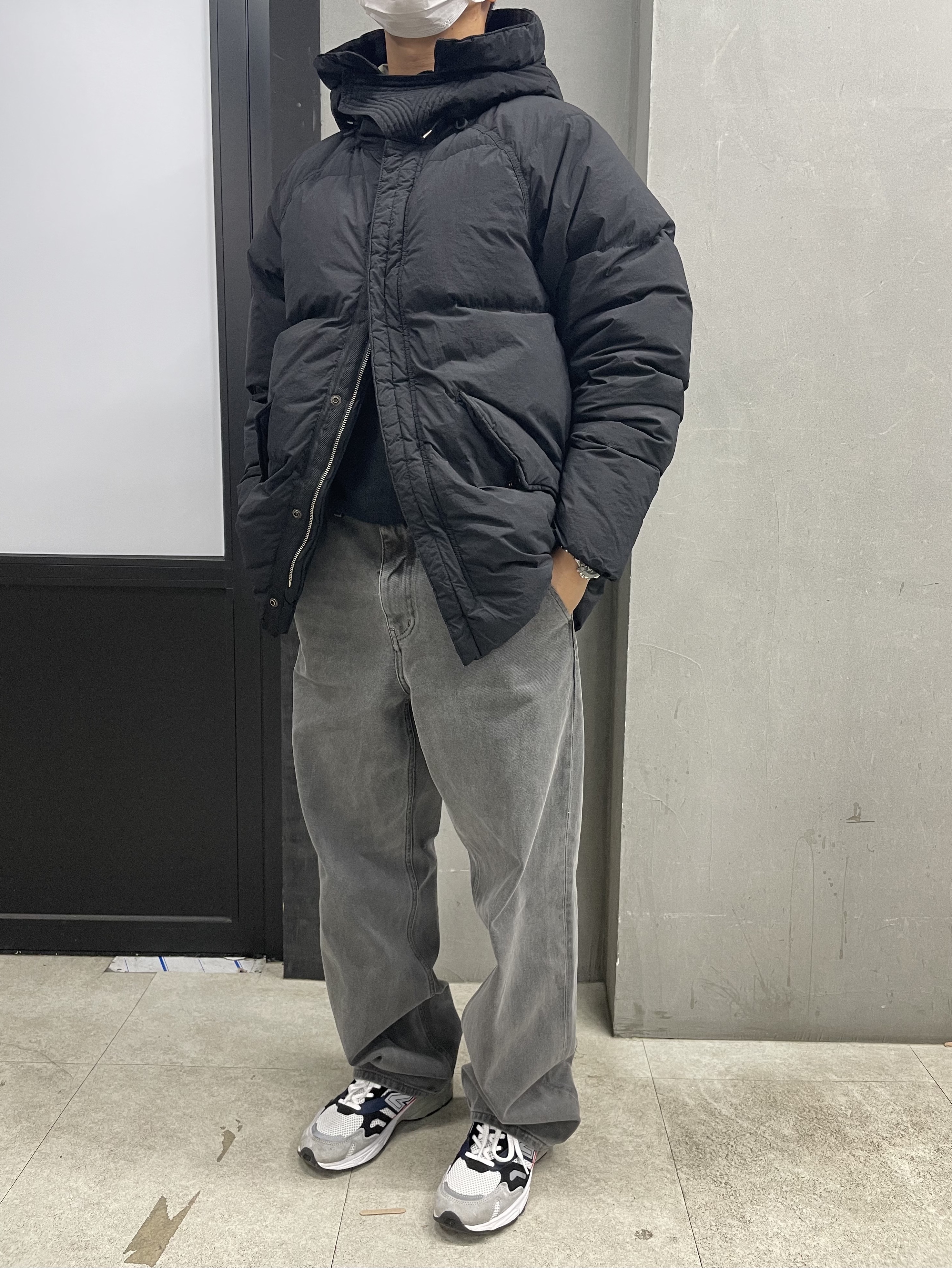 Ten C Artic Down Parka Black, New Balance 920 Made in UK Silver Navy 착용 스타일