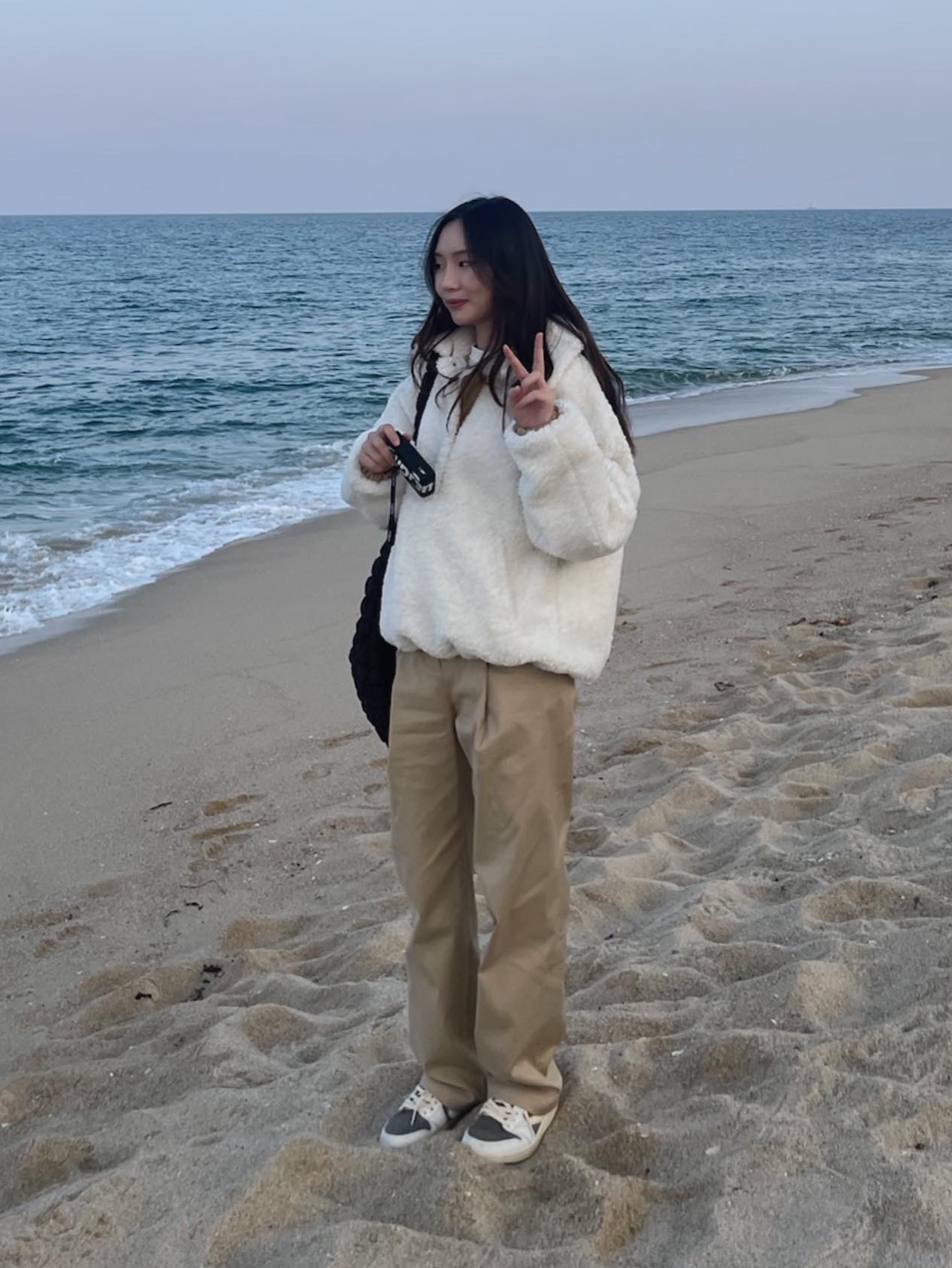 Jordan 1 x Travis Scott Retro Low OG SP Sail and Ridgerock, Supreme Yashica MF-1 Camera Black - 21SS 착용 스타일 - 1