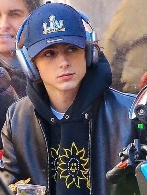 #airpodsmaxblue 해시태그 STYLE | KREAM