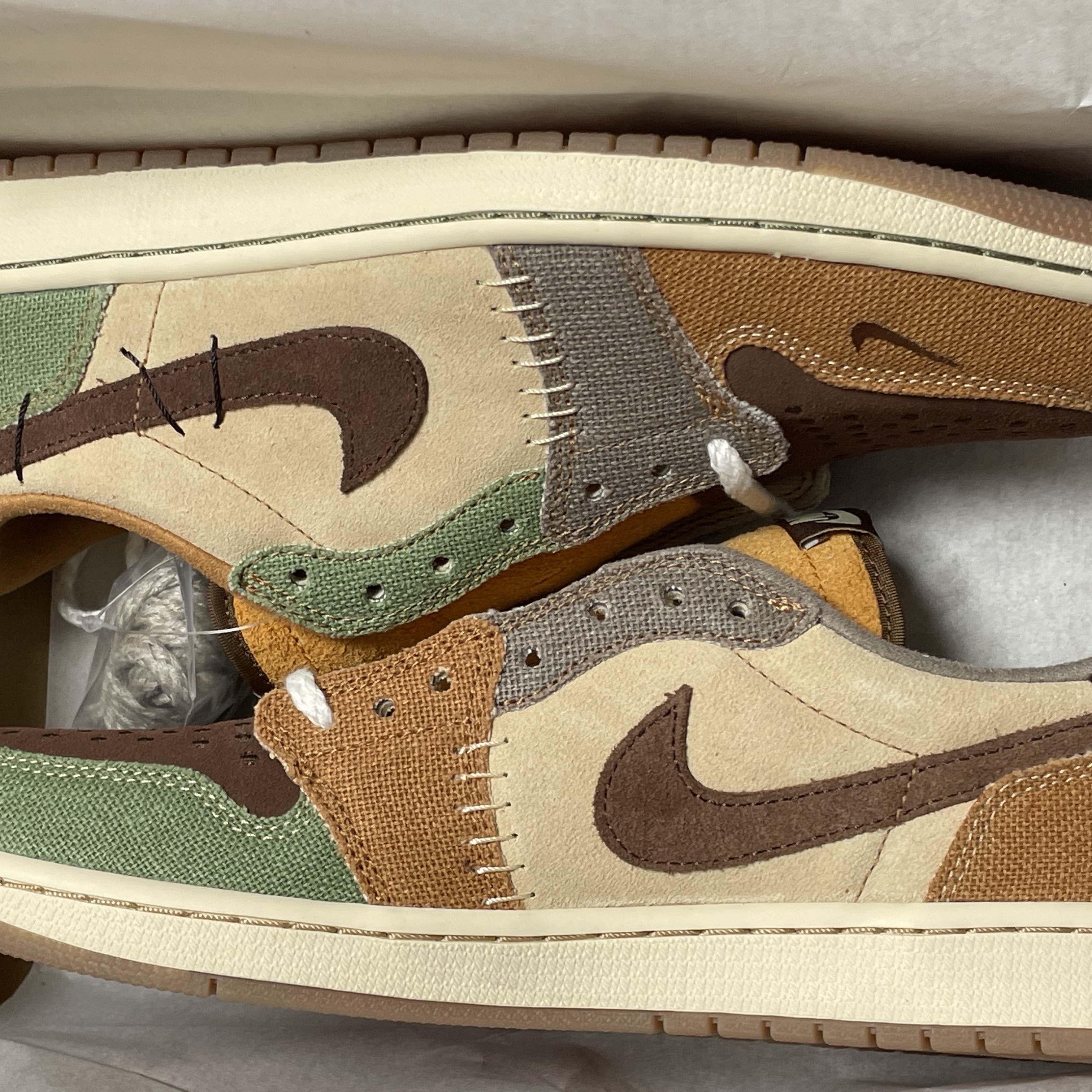 Jordan 1 x Zion Williamson Retro Low OG Flax and Oil Green 착용 스타일 - 2