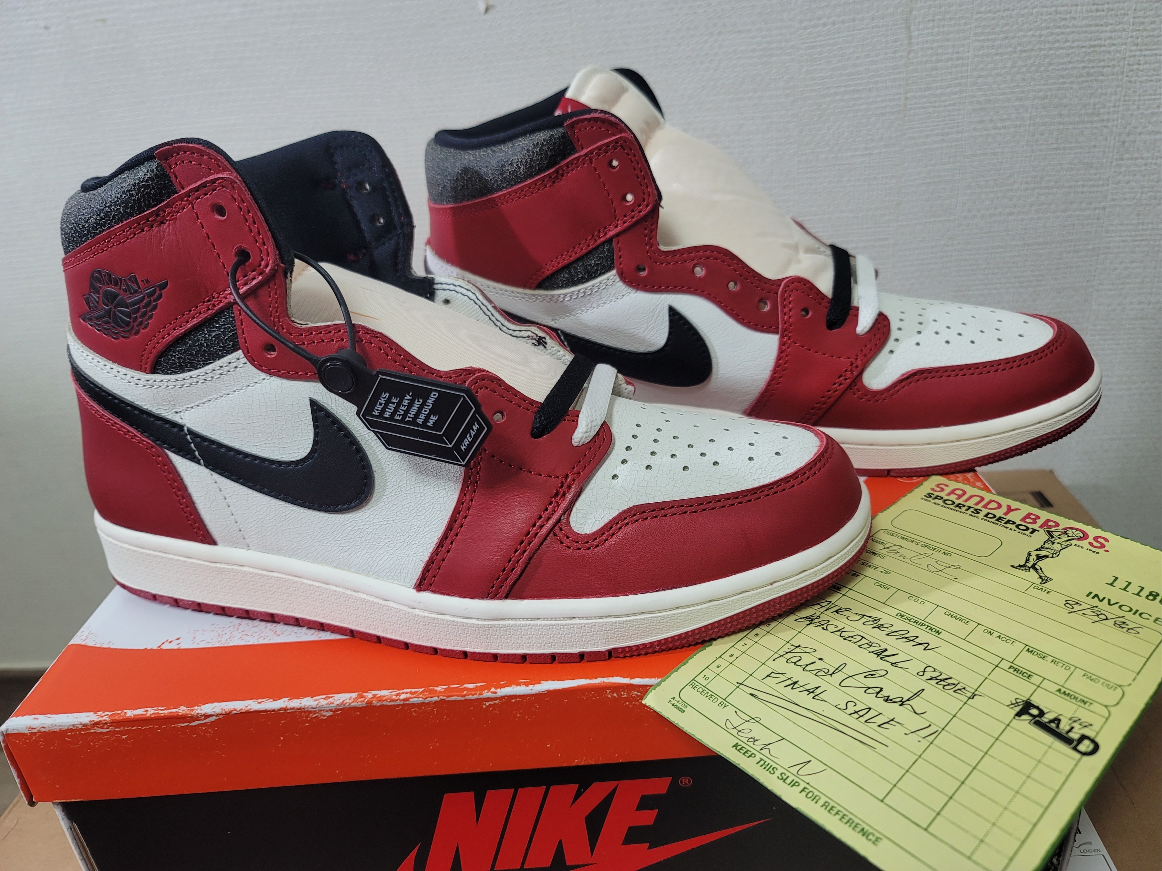 Jordan 1 Retro High OG Chicago 2022 착용 스타일 - 2