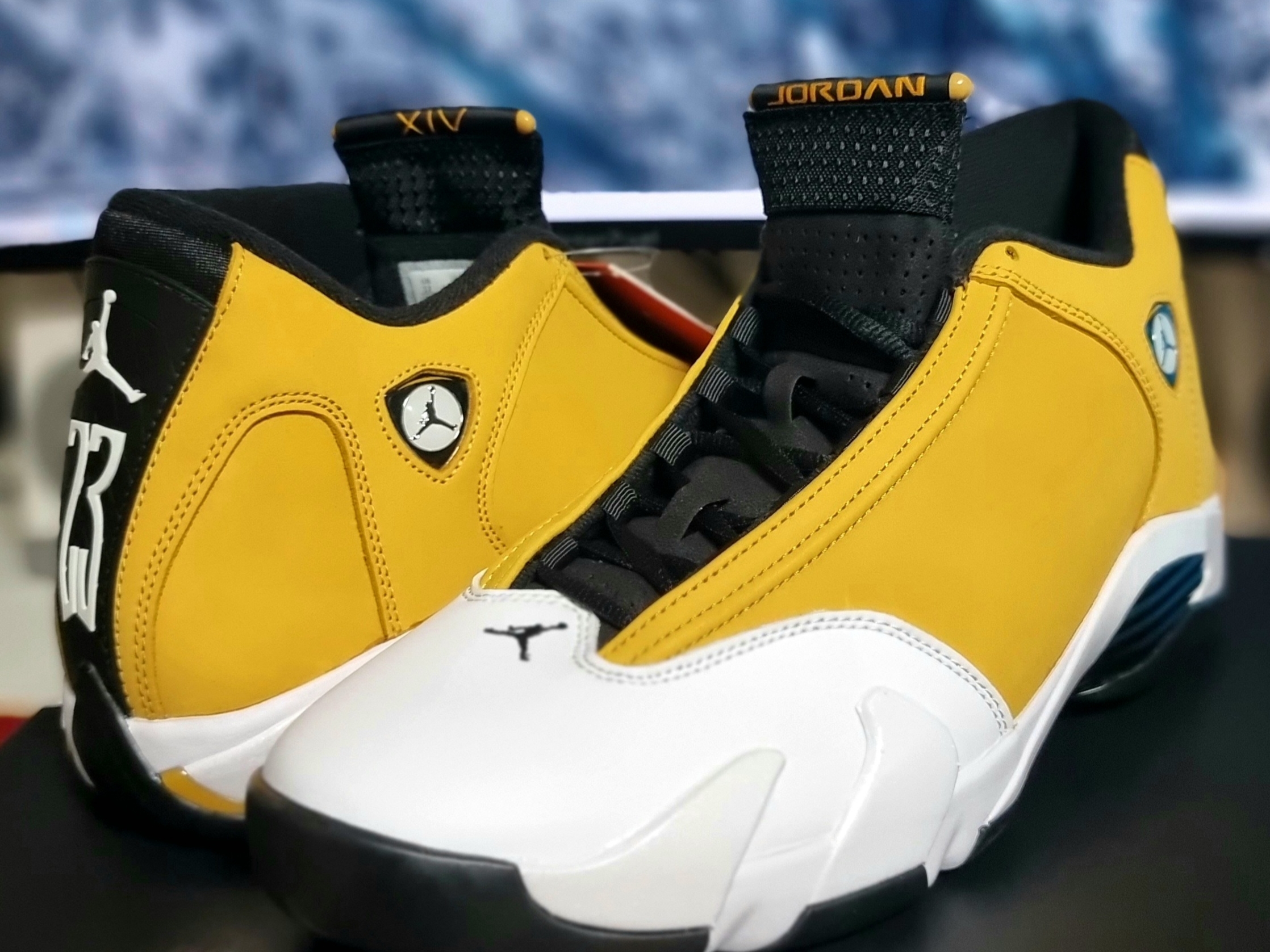 Jordan 14 Retro Light Ginger 착용 스타일