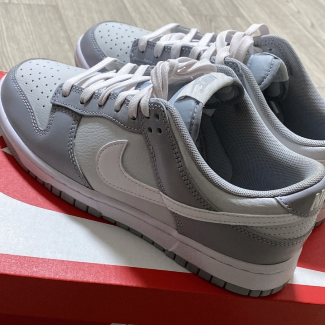 Nike Dunk Low Retro Wolf Grey 착용 스타일