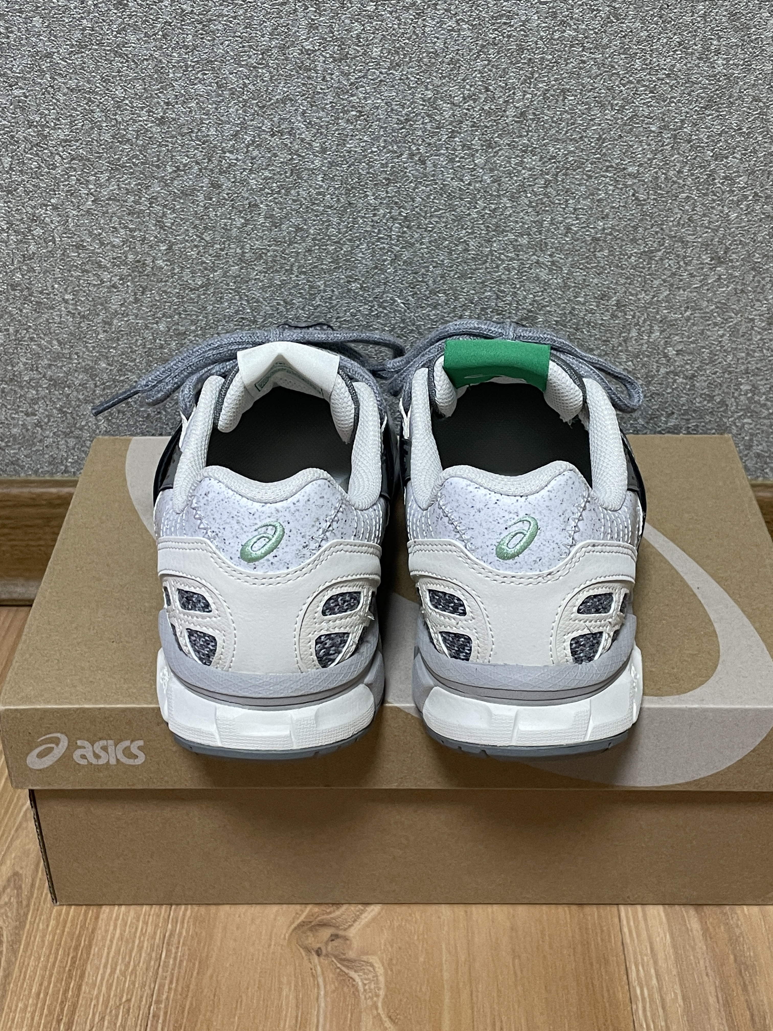 Asics Gel-Sonoma 15-50 Oyster Grey Cream 착용 스타일 - 4