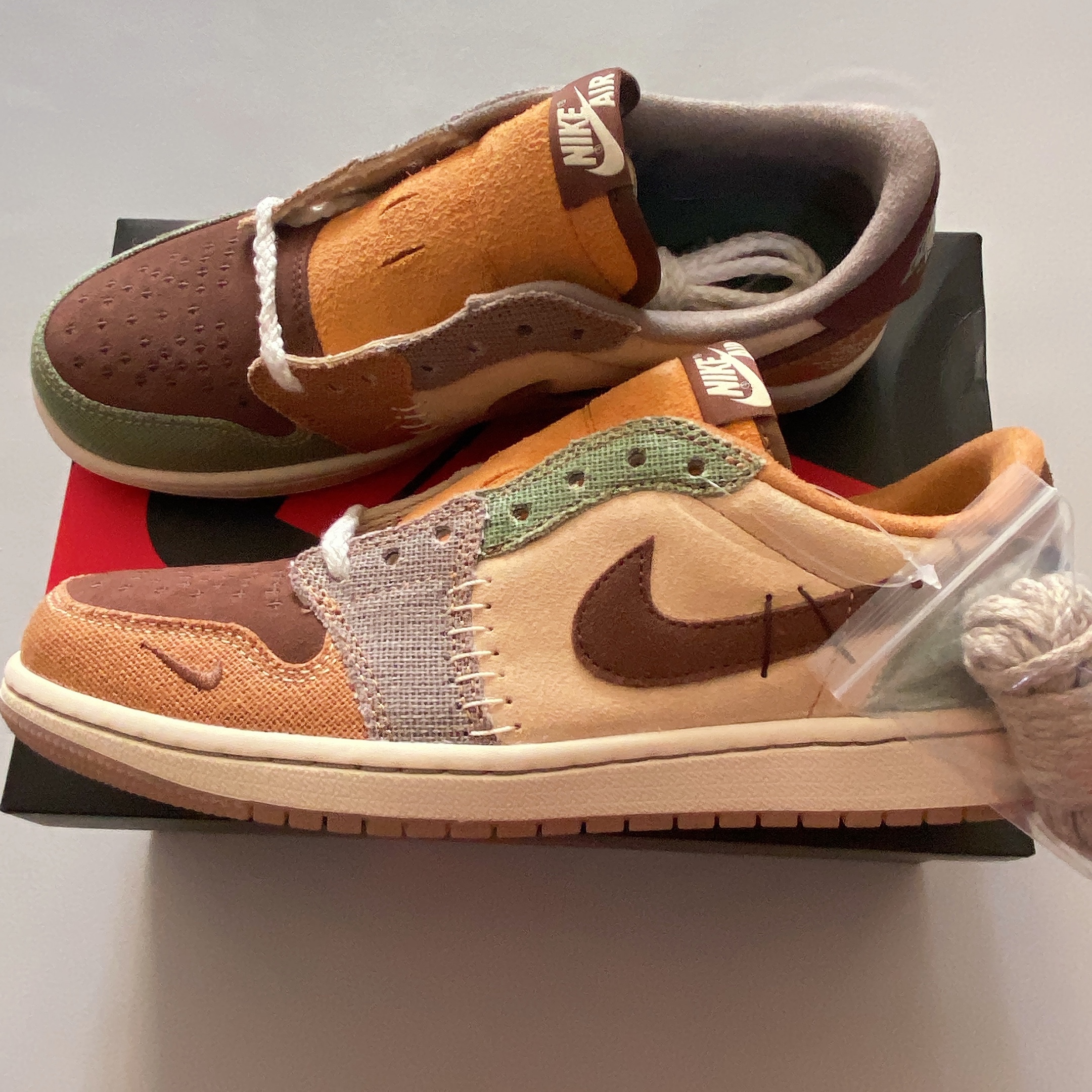 Jordan 1 x Zion Williamson Retro Low OG Flax and Oil Green 착용 스타일 - 2