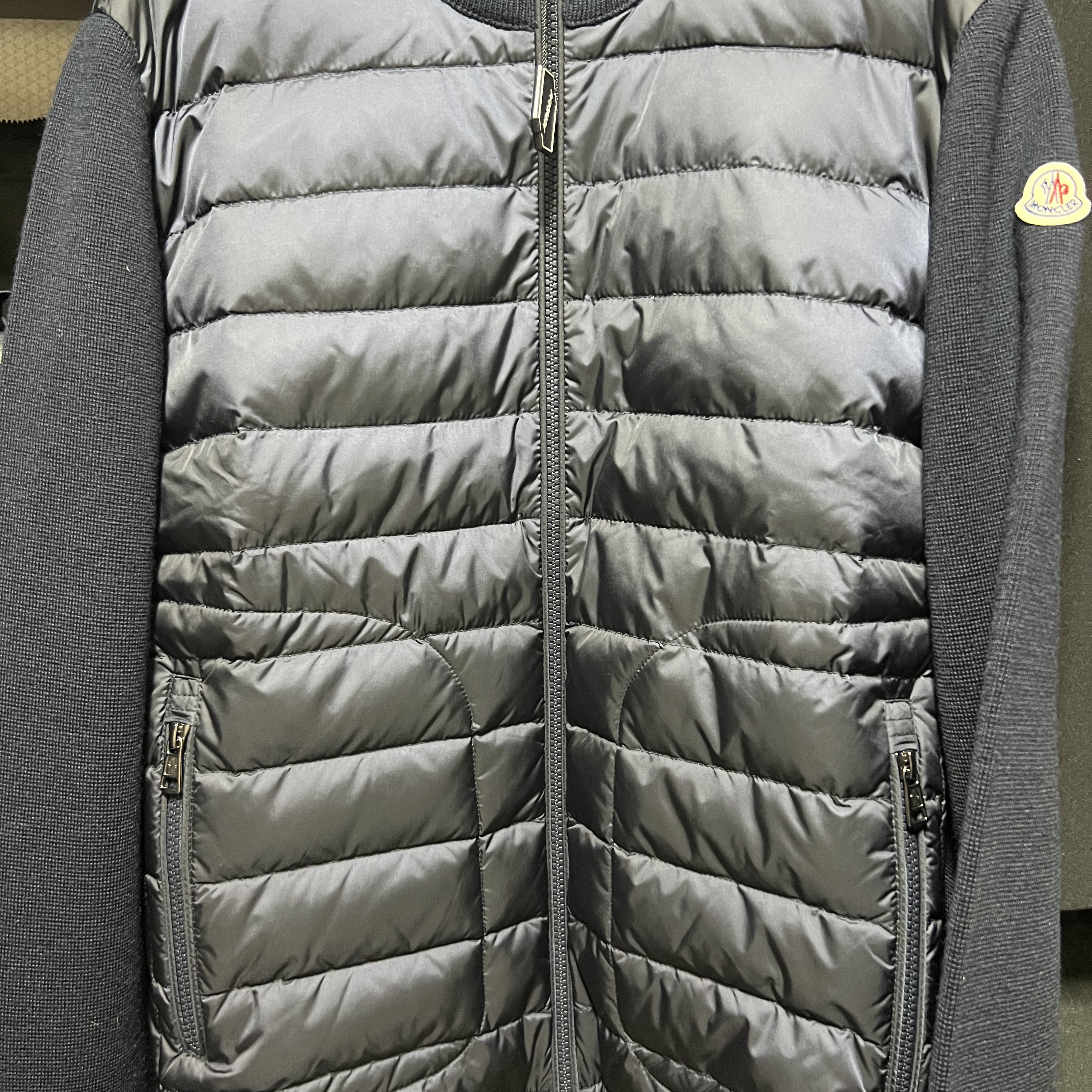 Moncler Padded Wool Cardigan Navy Blue - 22FW 착용 스타일