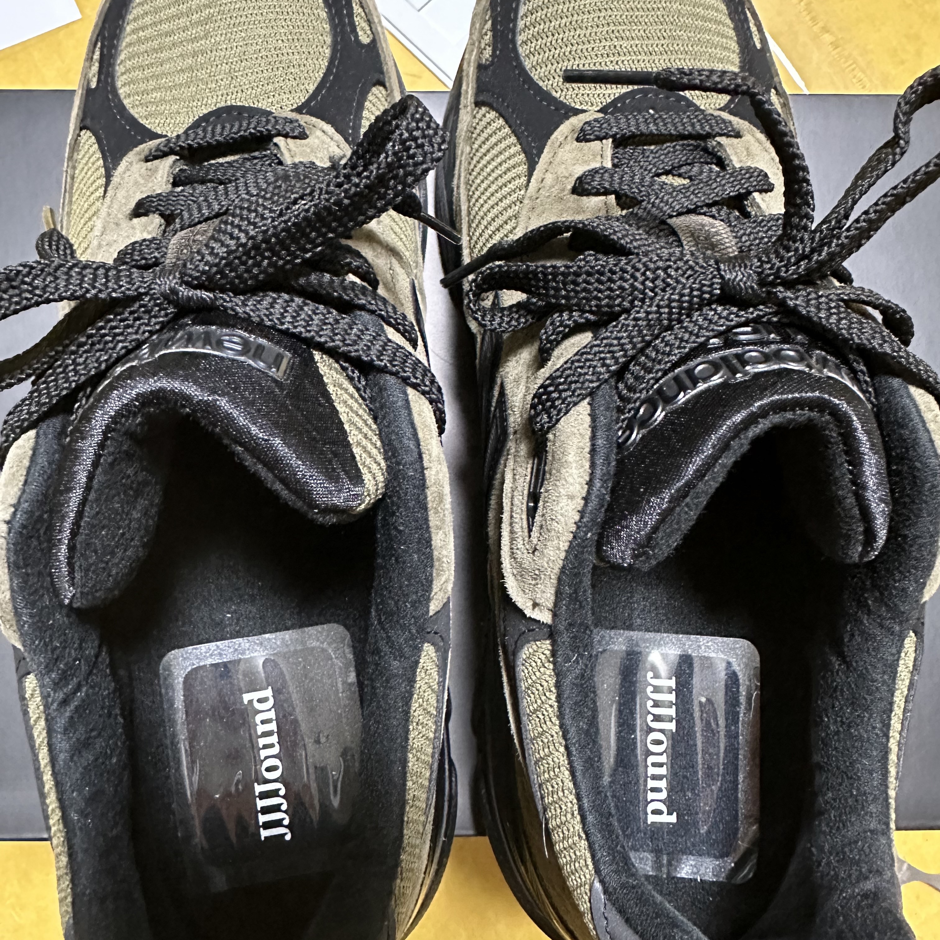 New Balance x JJJJound 990v3 Brown Black 착용 스타일 - 2