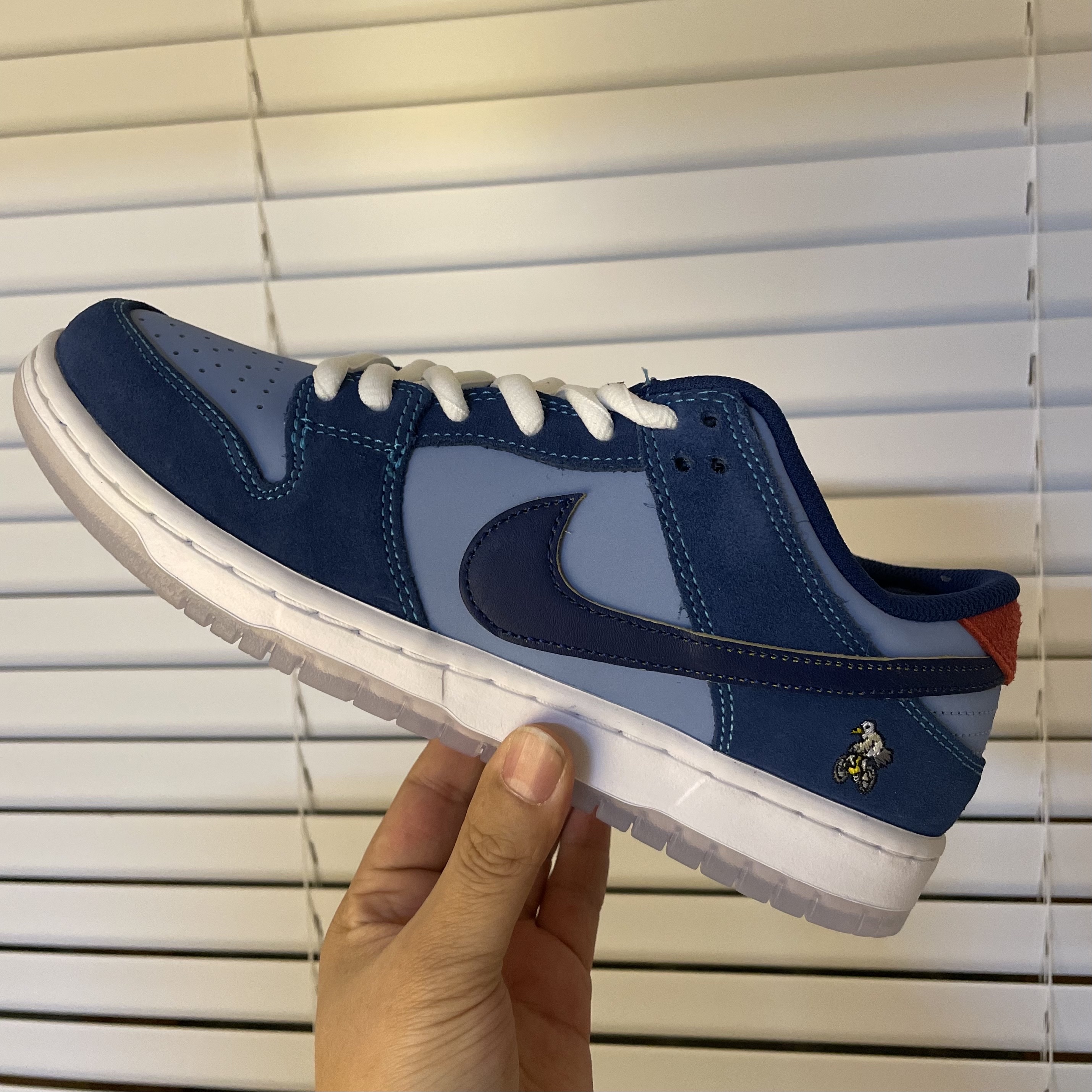 Nike x Why So Sad? SB Dunk Low Pro Coastal Blue 착용 스타일 - 1