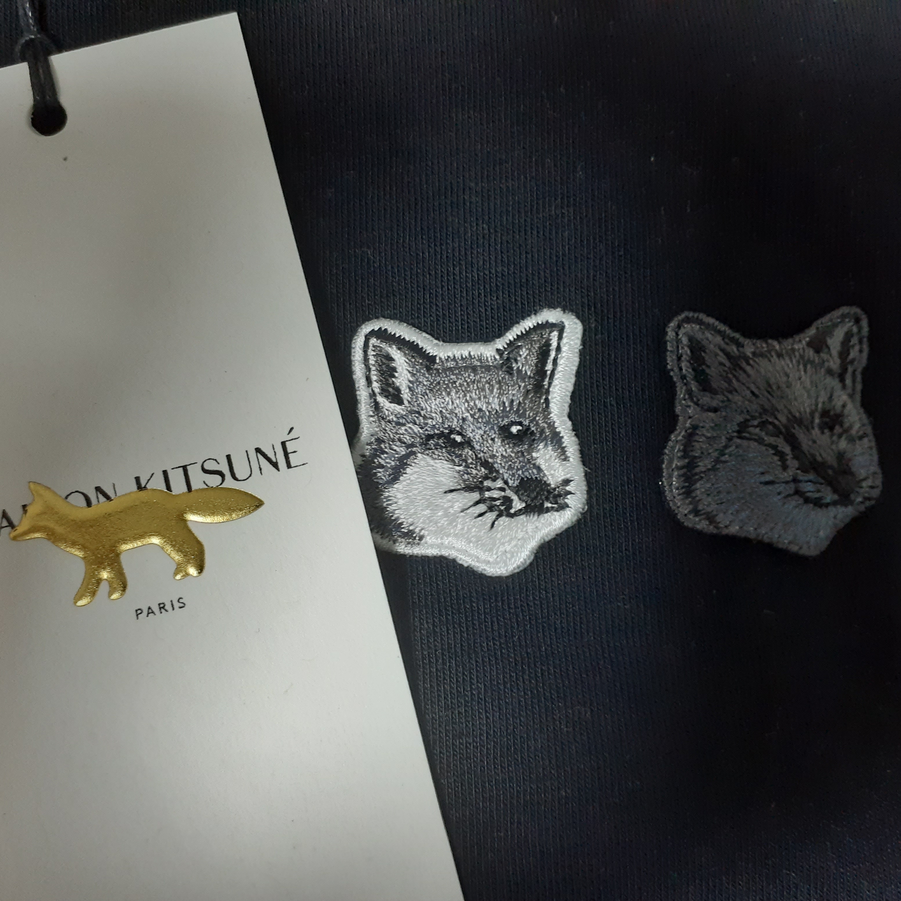 Maison Kitsune Double Monochrome Fox Head Patch Classic T-Shirt Black 착용 스타일