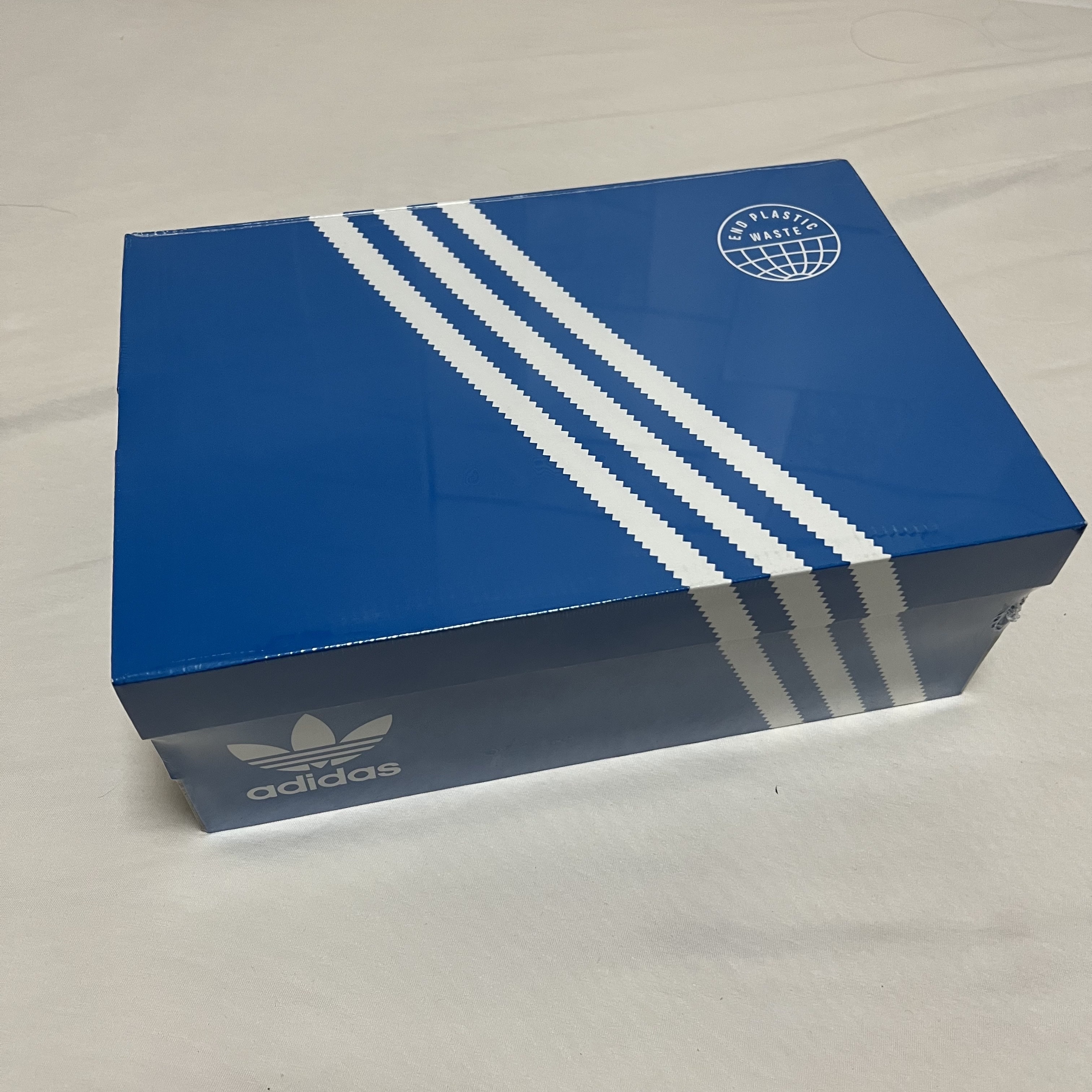 Adidas Forum Low White Black 착용 스타일 - 1
