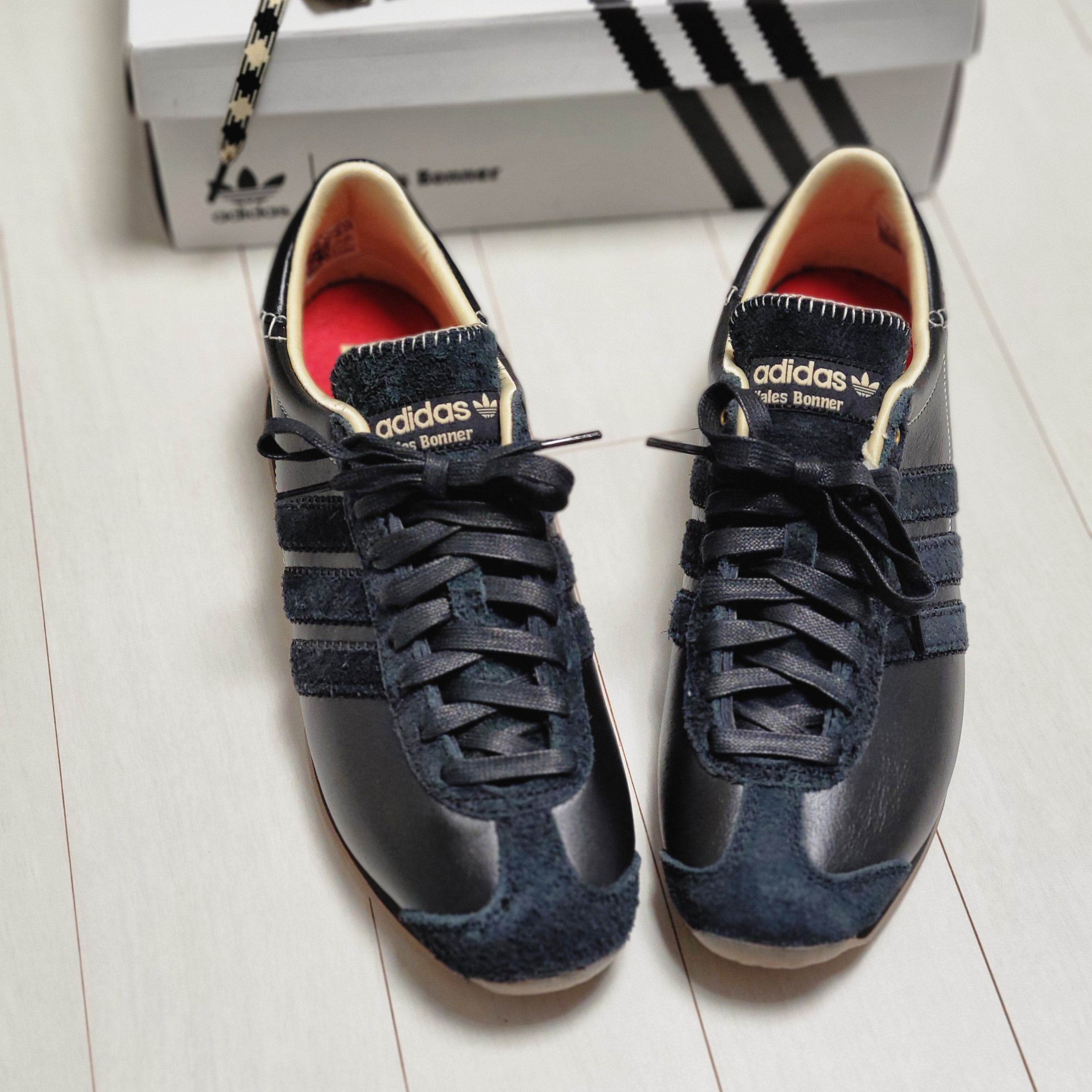 Adidas x Wales Bonner Country Core Black 착용 스타일 - 1