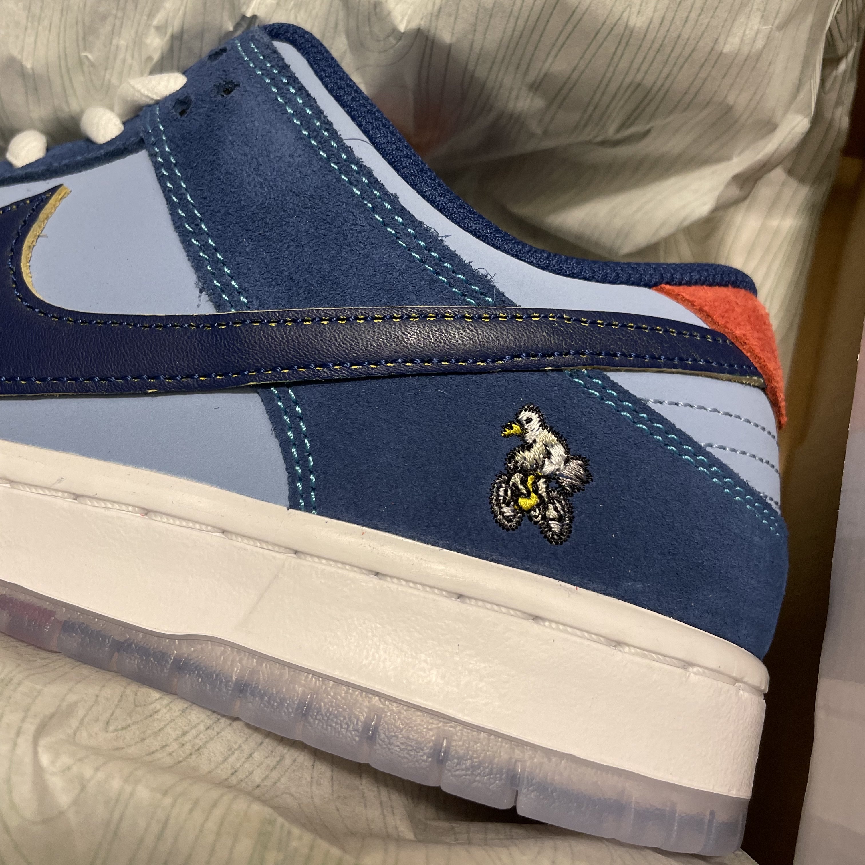 Nike x Why So Sad? SB Dunk Low Pro Coastal Blue 착용 스타일 - 5