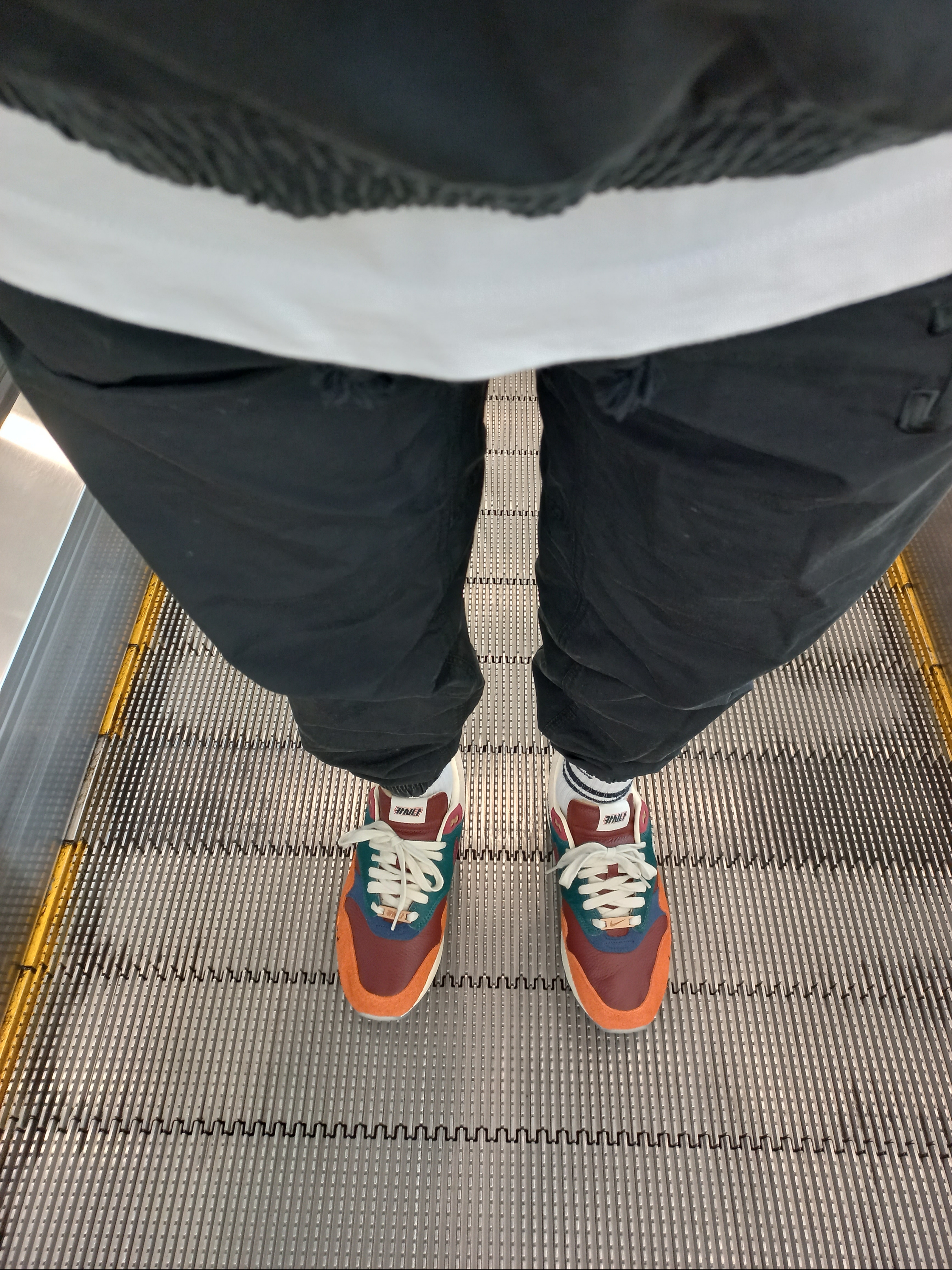 Nike x Kasina Air Max 1 SP Won-Ang Orange 착용 스타일