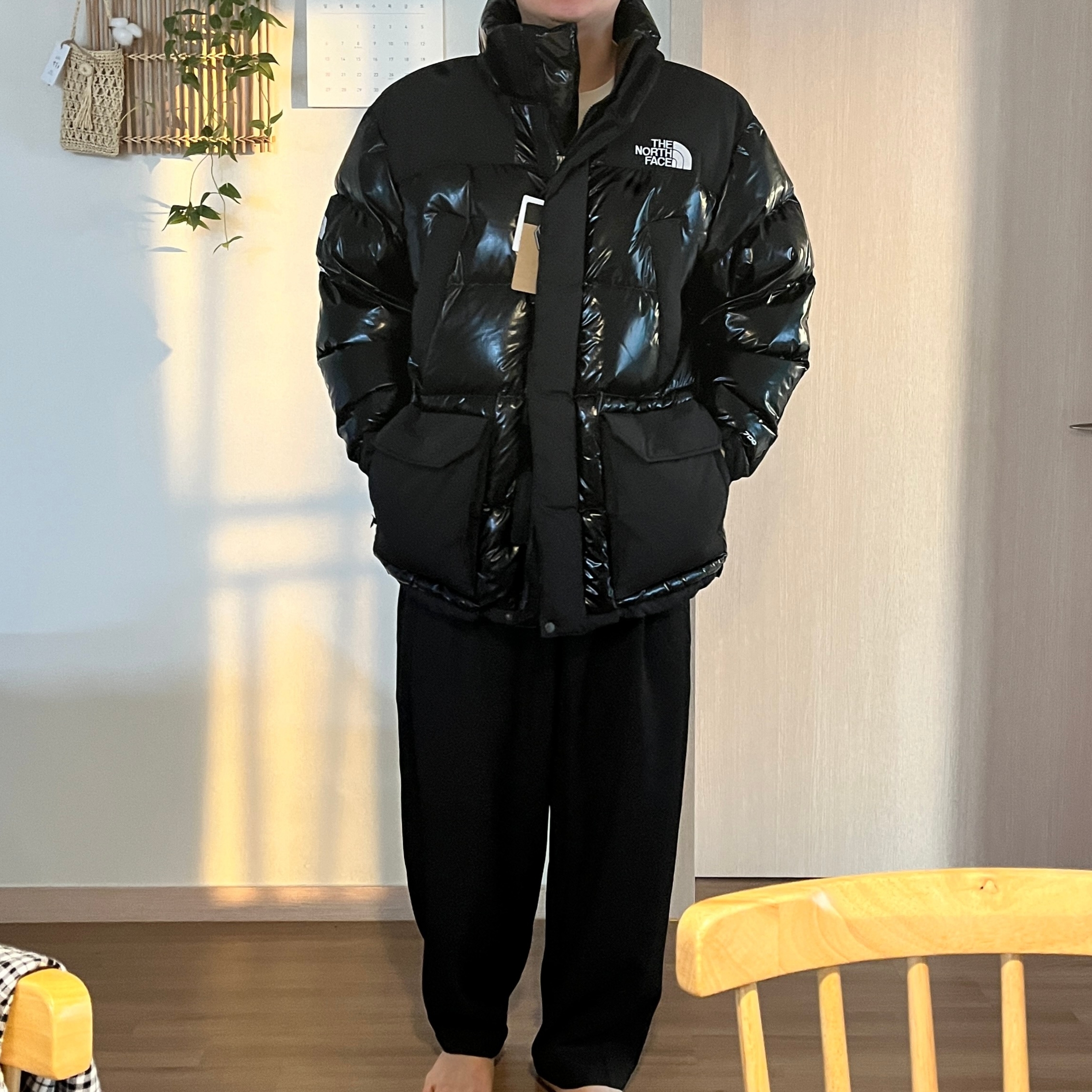 Supreme x The North Face 700-Fill Down Parka Black - 22FW 착용 스타일 - 2