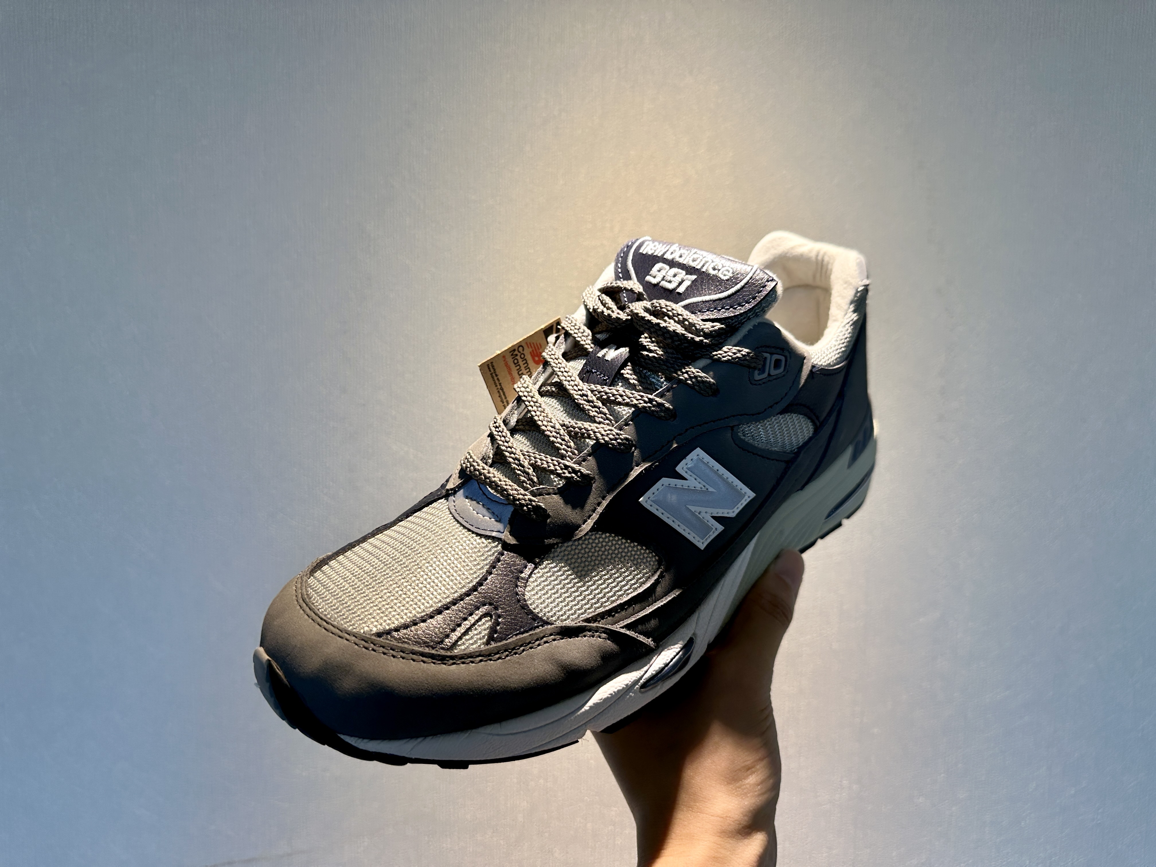 (W) New Balance 991 Made in UK Castlerock Navy 착용 스타일 - 2