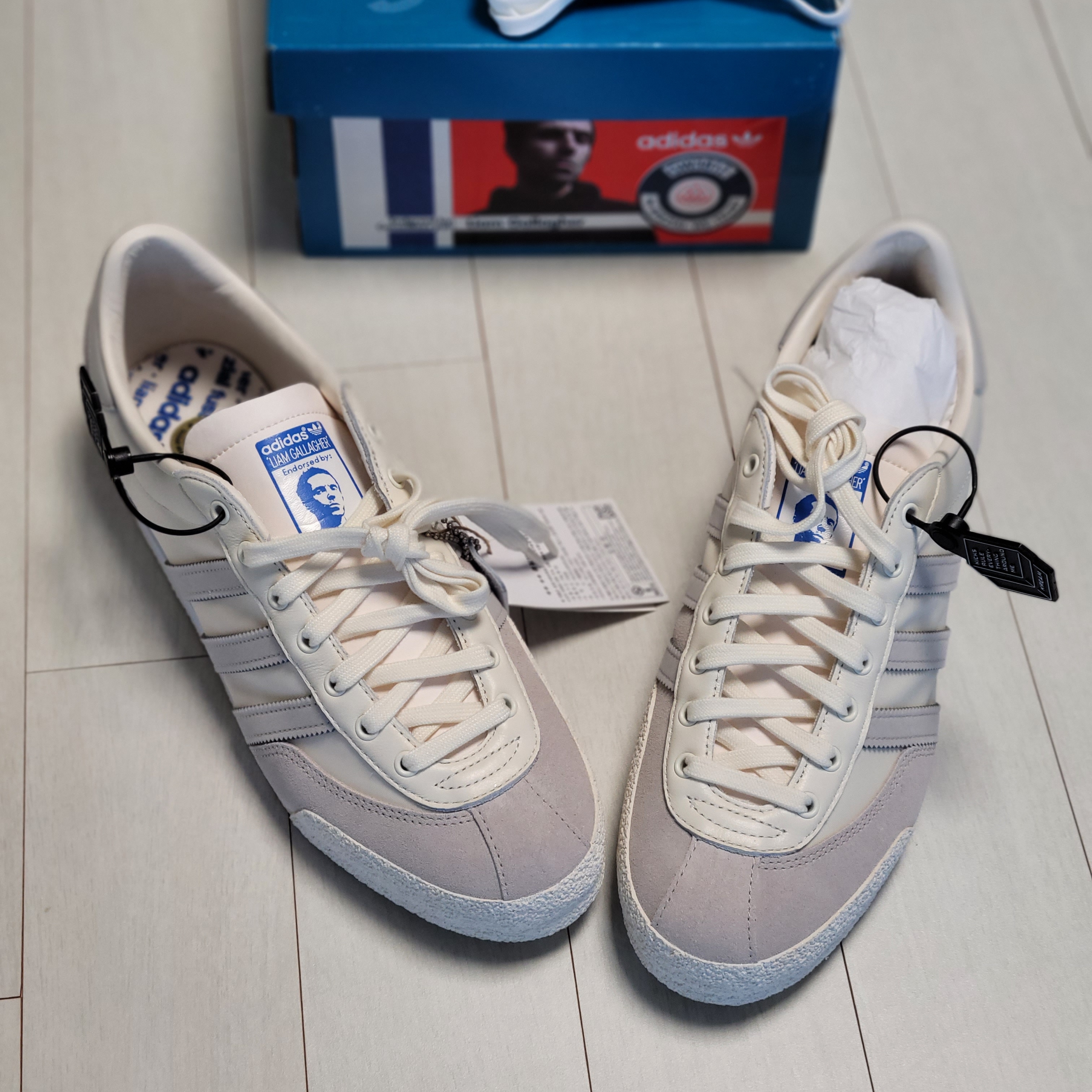 Adidas x Liam Gallagher Spezial LG II Cream White 착용 스타일 - 1