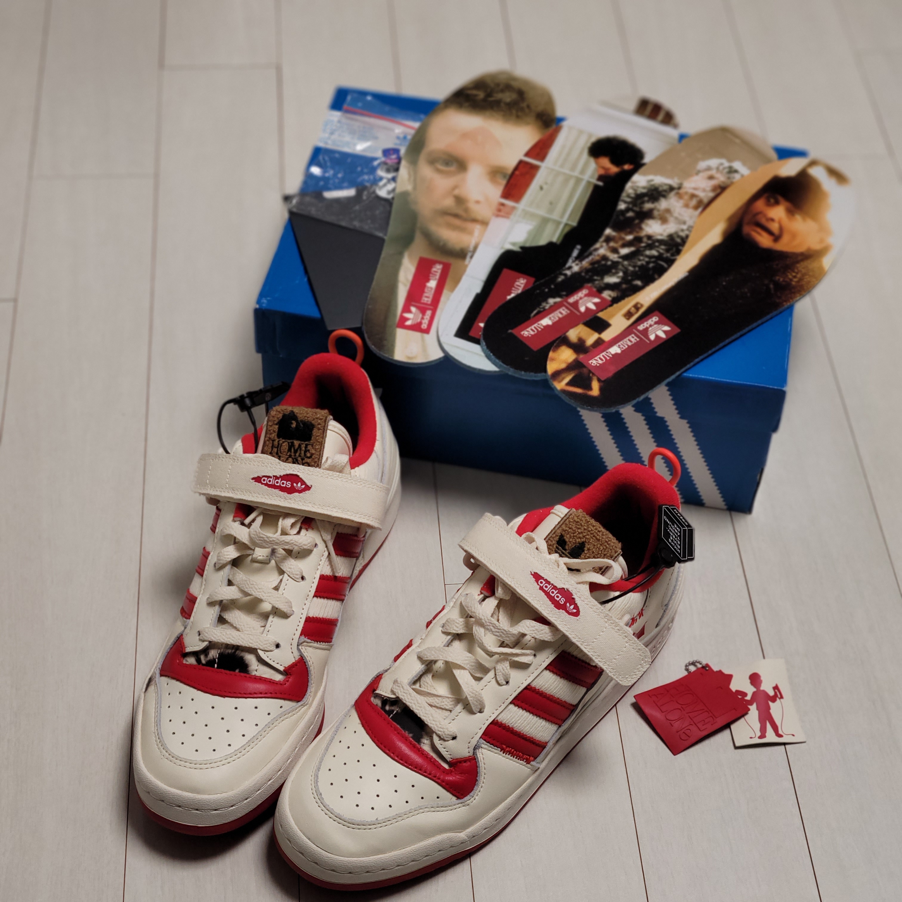 Adidas Forum Low Home Alone 착용 스타일 - 1