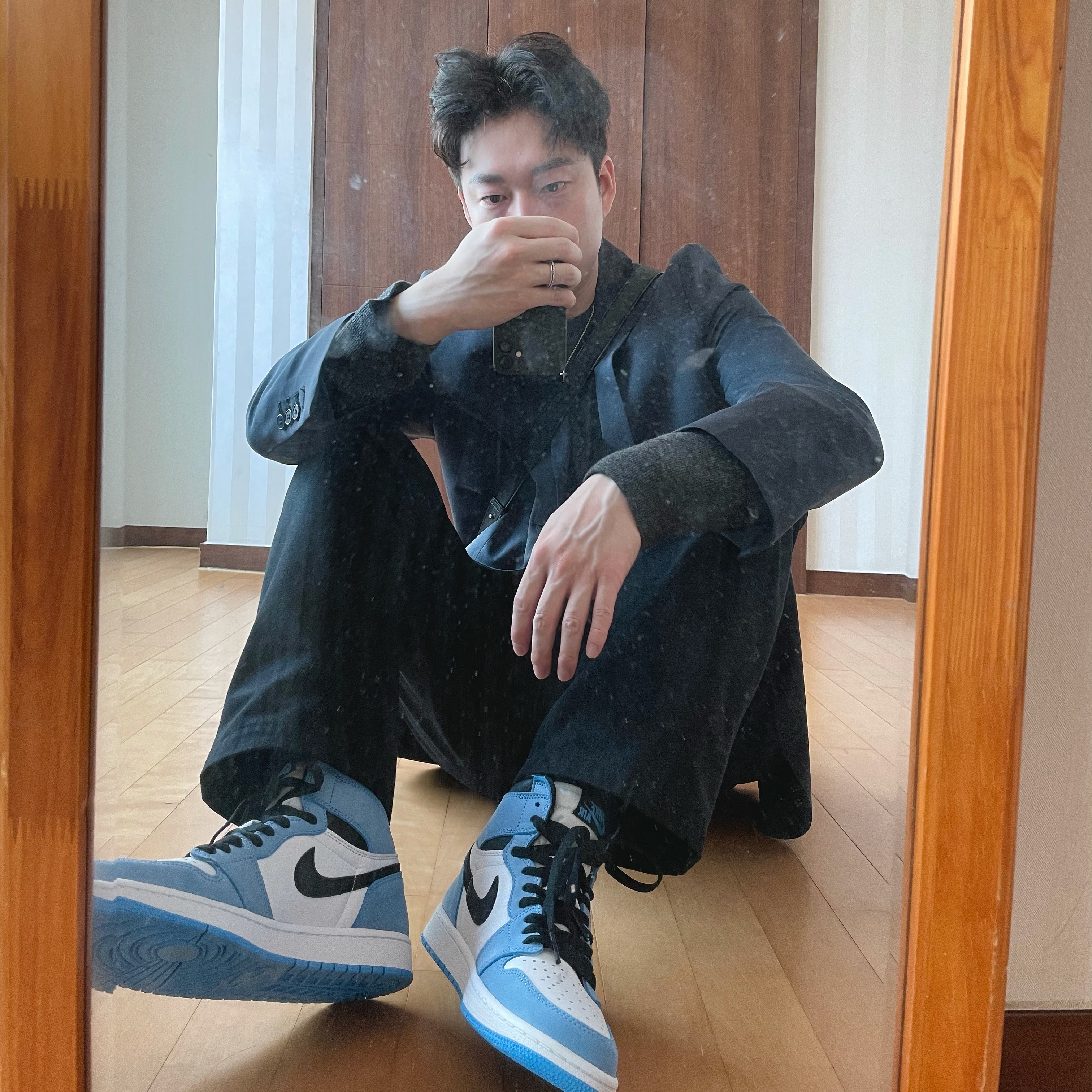 Jordan 1 Retro High OG University Blue 착용 스타일