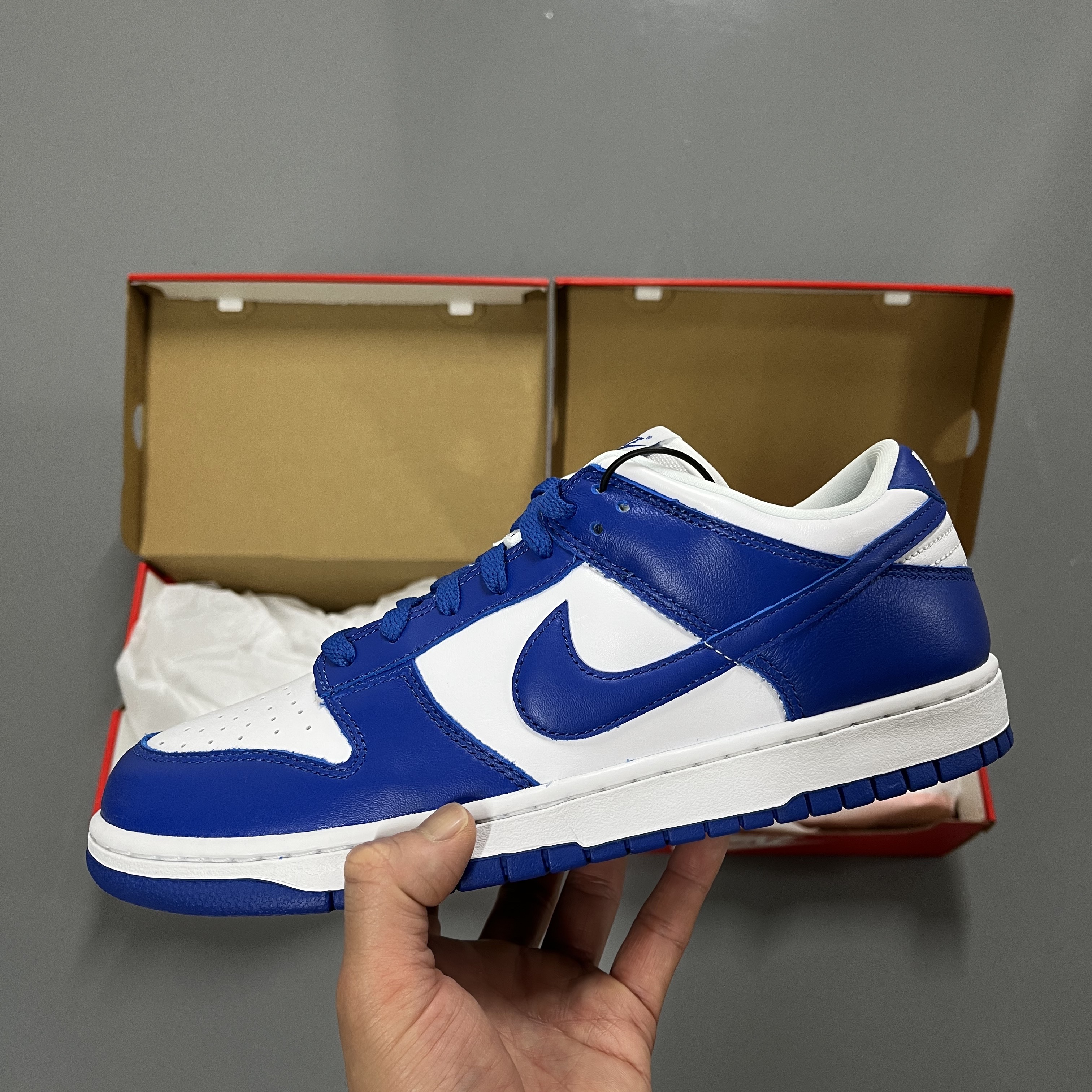 Nike Dunk Low SP Kentucky 2022 착용 스타일