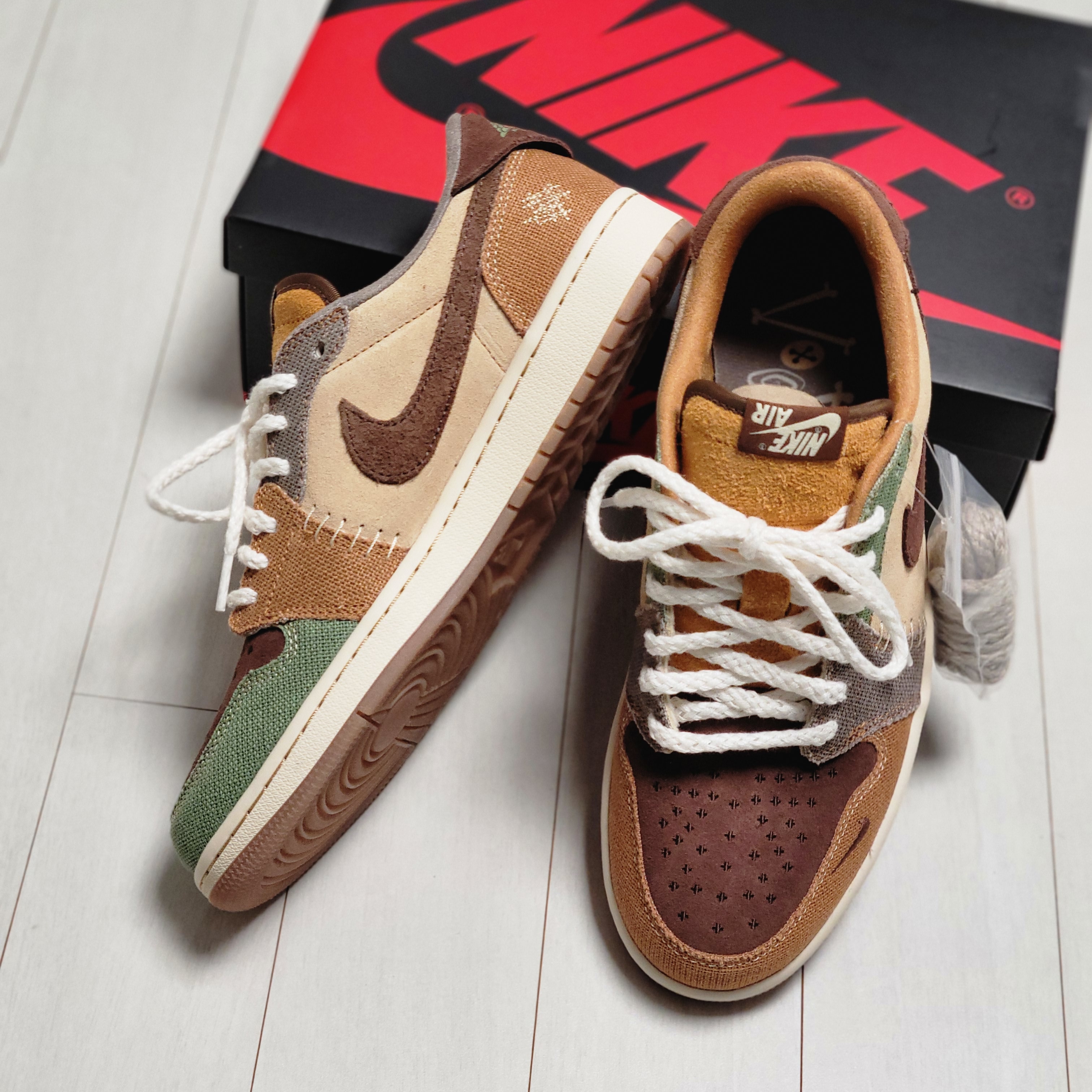 Jordan 1 x Zion Williamson Retro Low OG Flax and Oil Green 착용 스타일 - 2