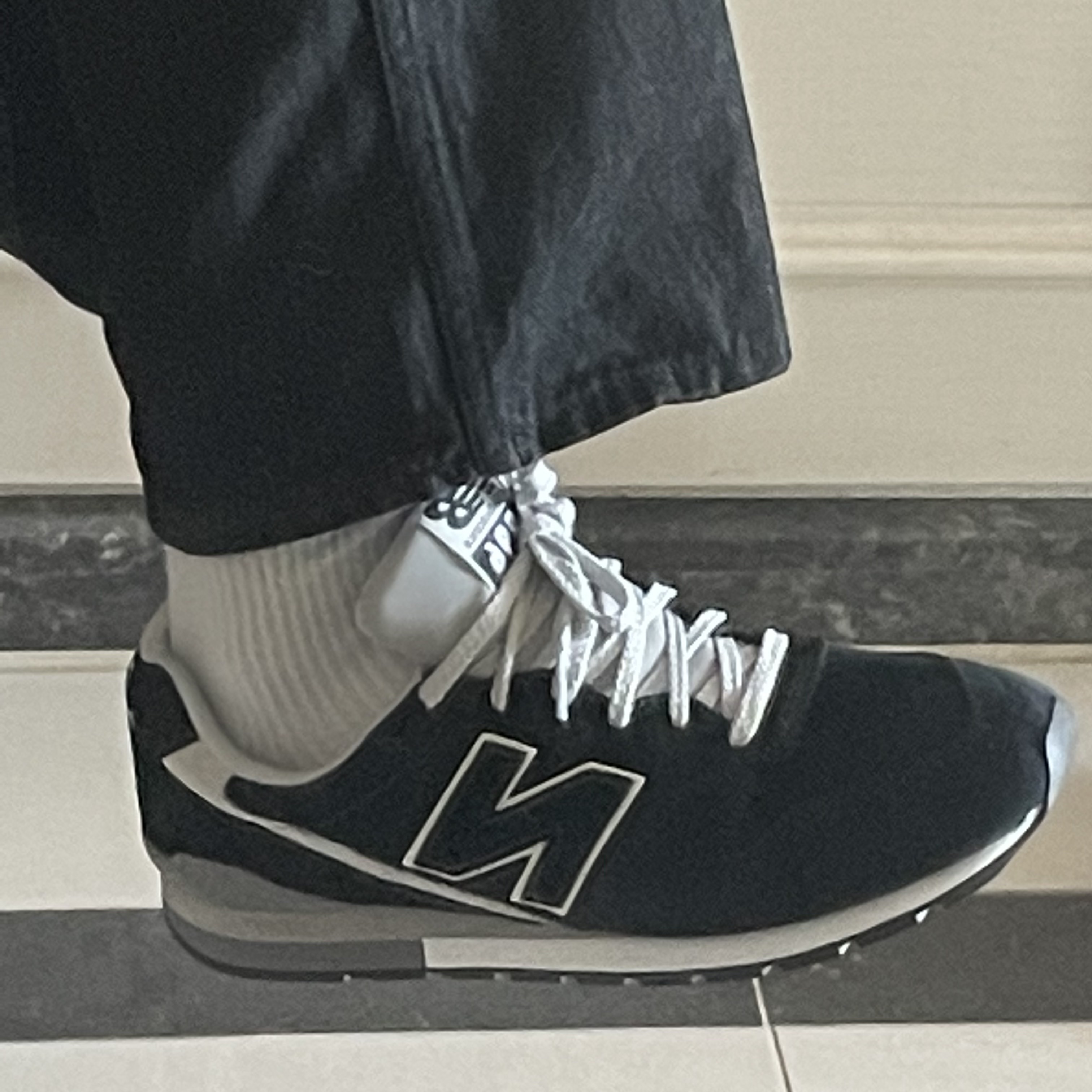 New Balance 996 Black 착용 스타일