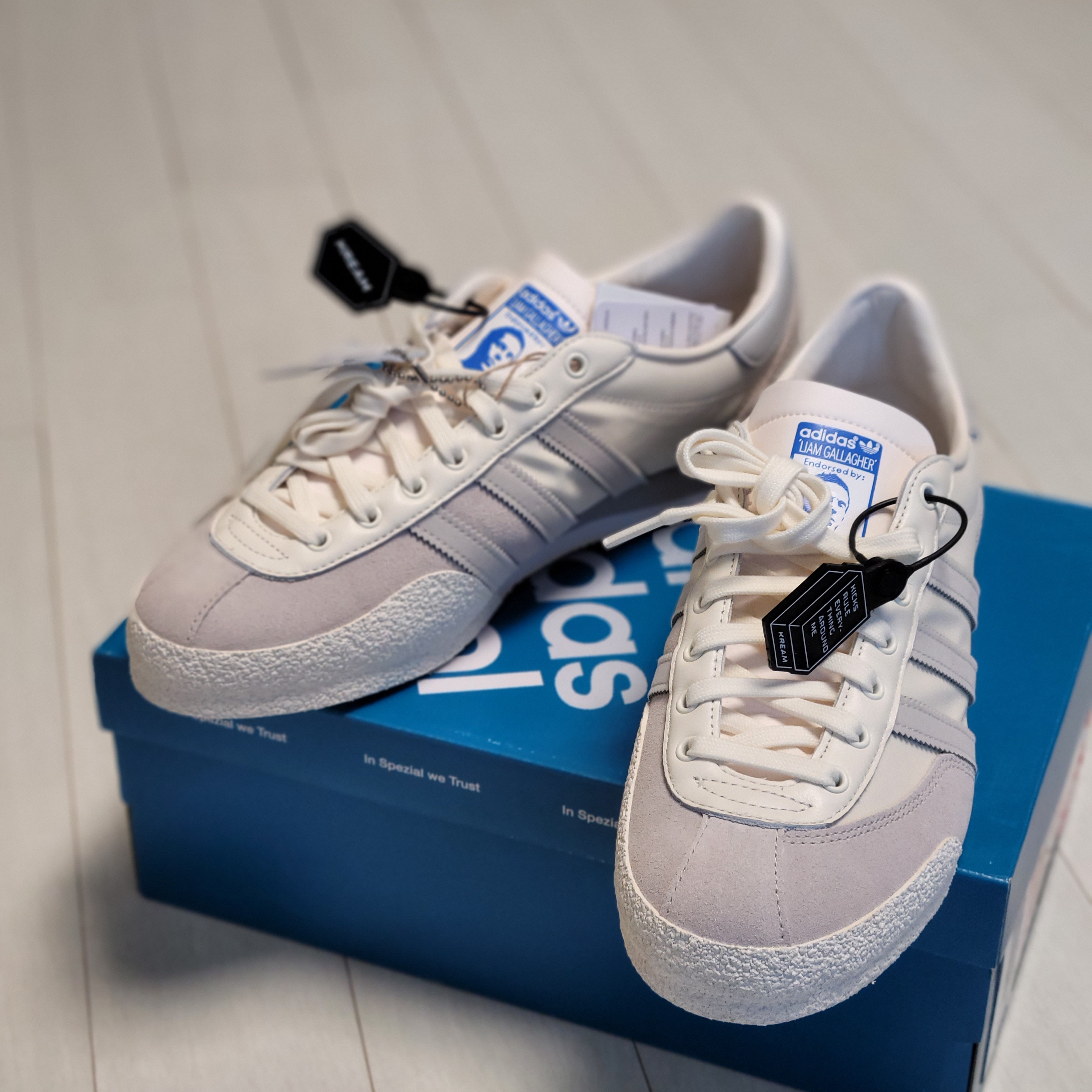 Adidas x Liam Gallagher Spezial LG II Cream White 착용 스타일 - 4