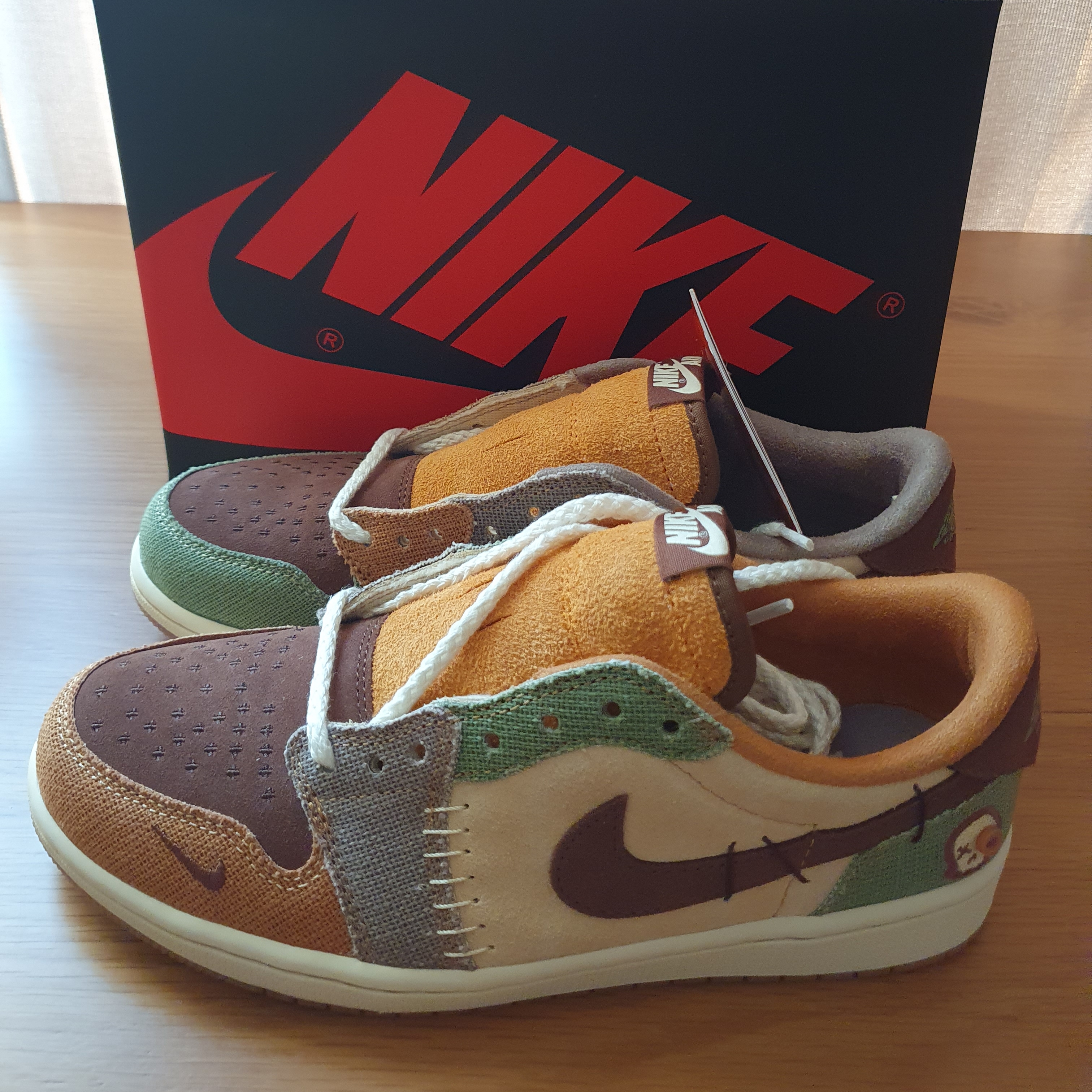 Jordan 1 x Zion Williamson Retro Low OG Flax and Oil Green 착용 스타일 - 2