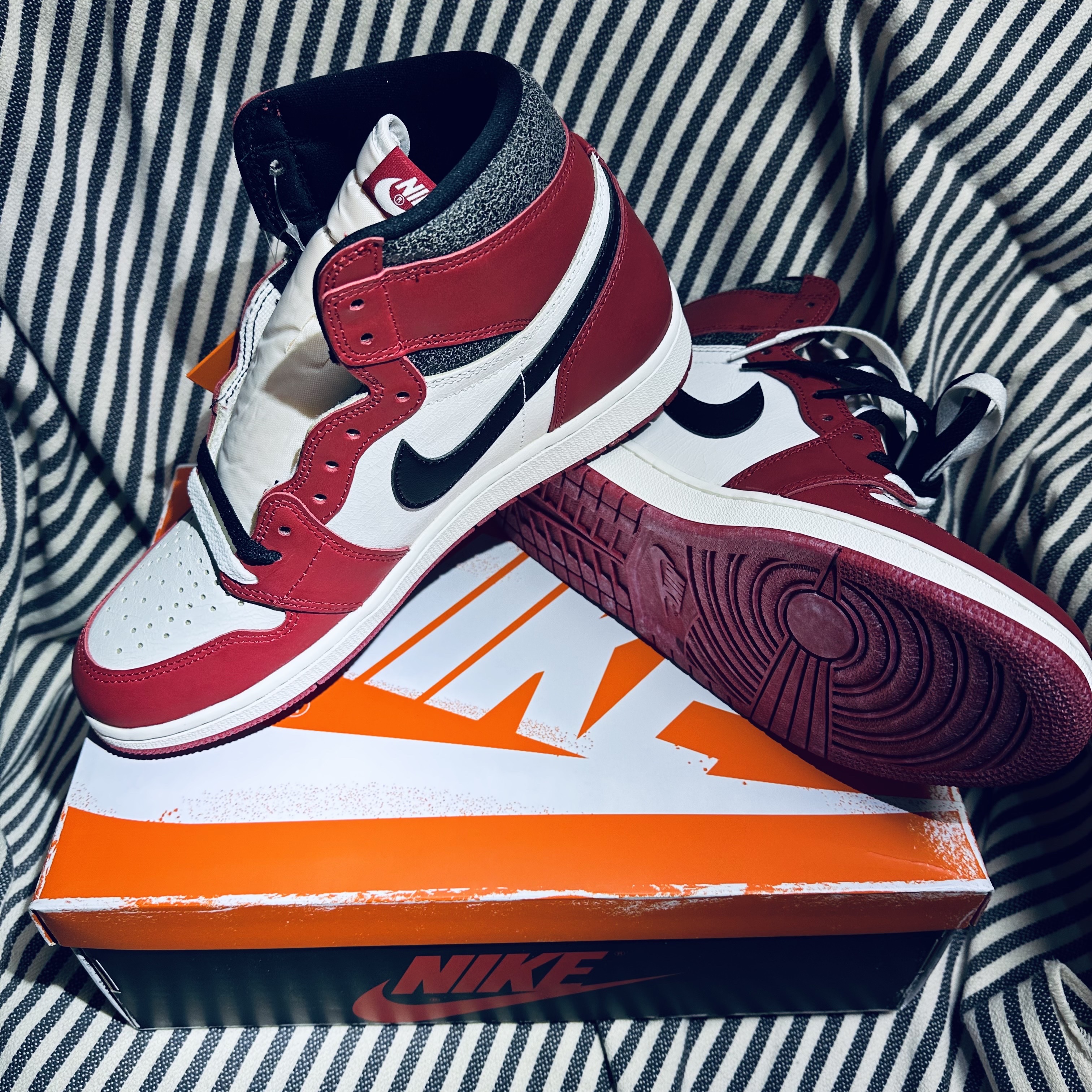 Jordan 1 Retro High OG Chicago 2022 착용 스타일 - 1