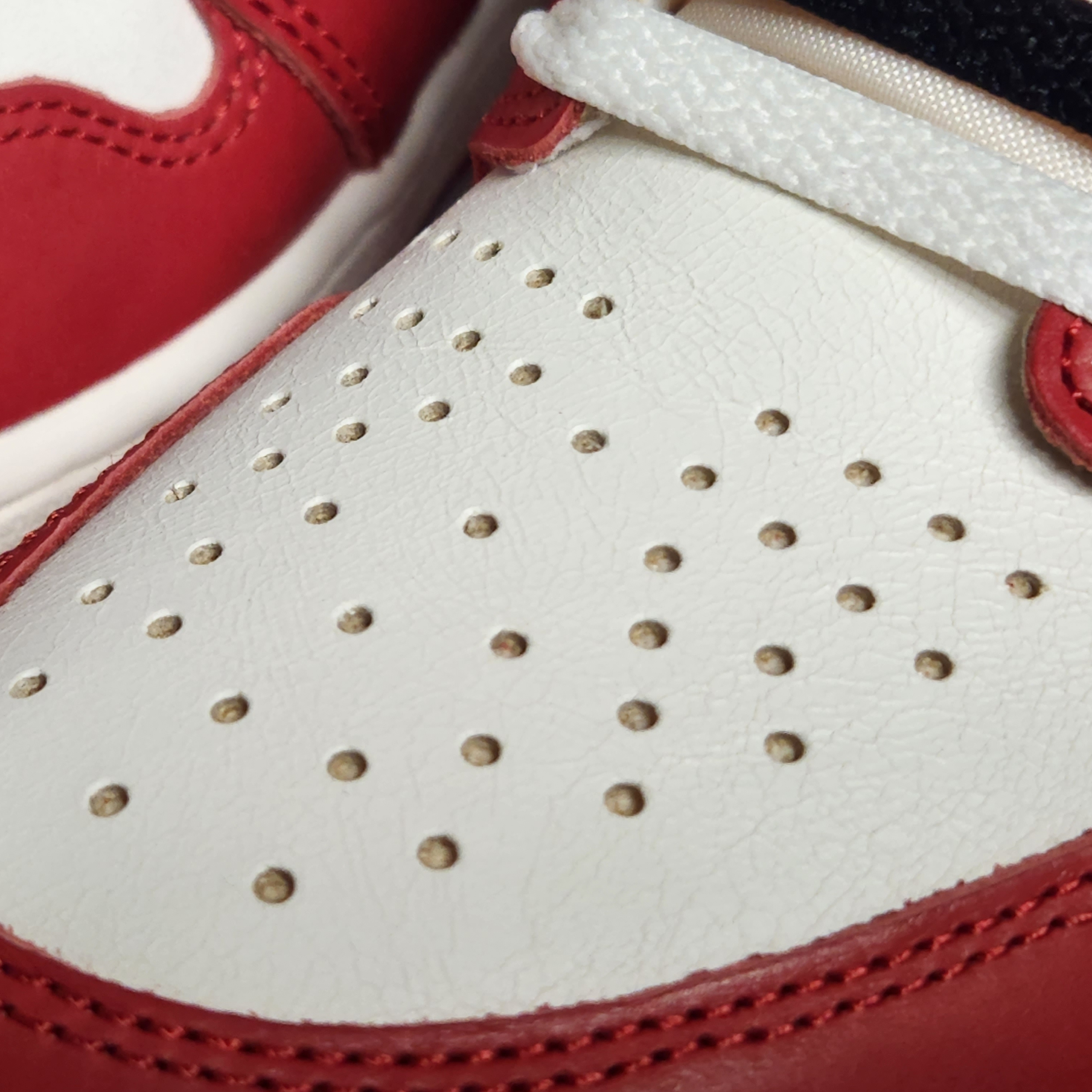 Jordan 1 Retro High OG Chicago 2022 착용 스타일 - 2