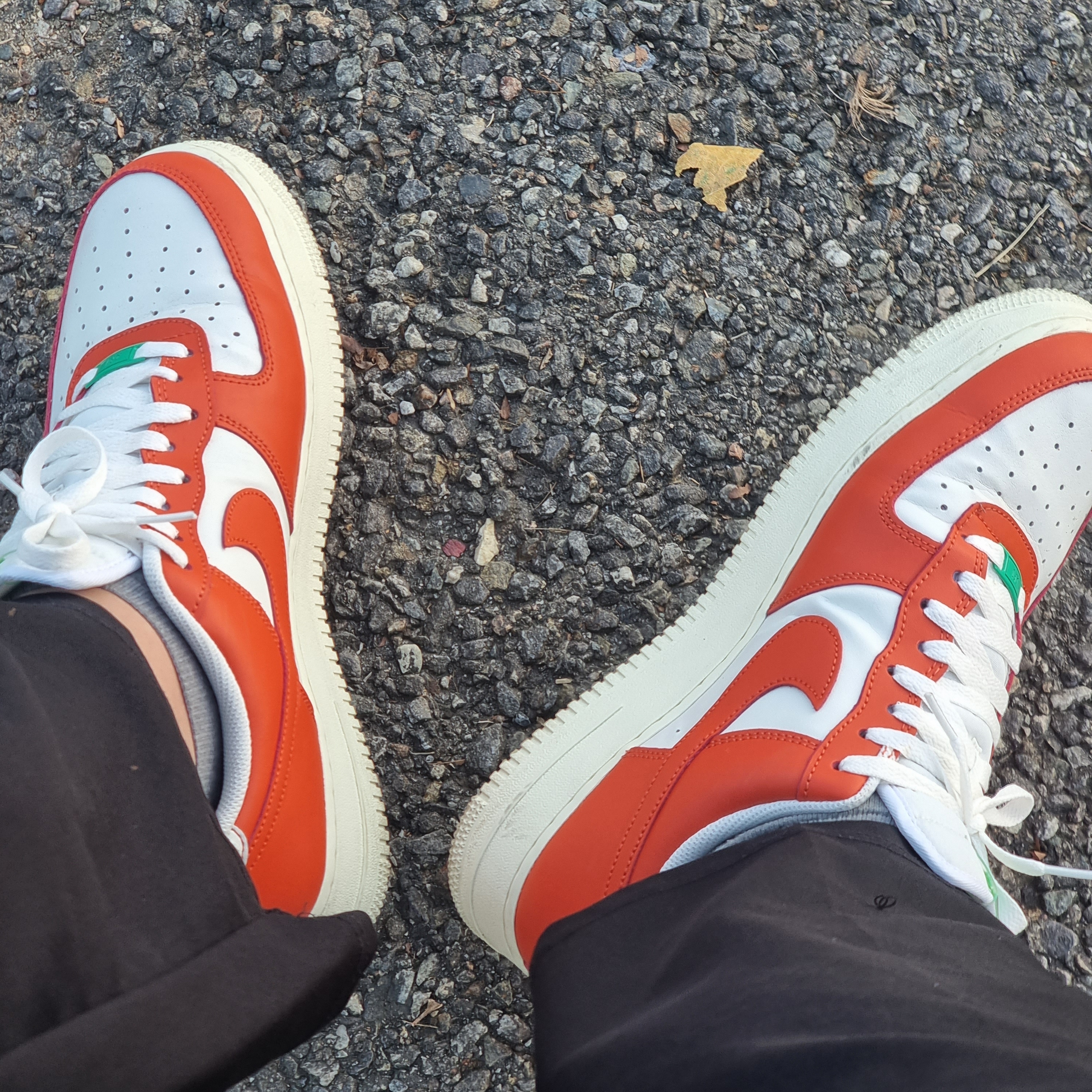 Nike Air Force 1 '07 LV8 Pojangmacha 착용 스타일 - 1