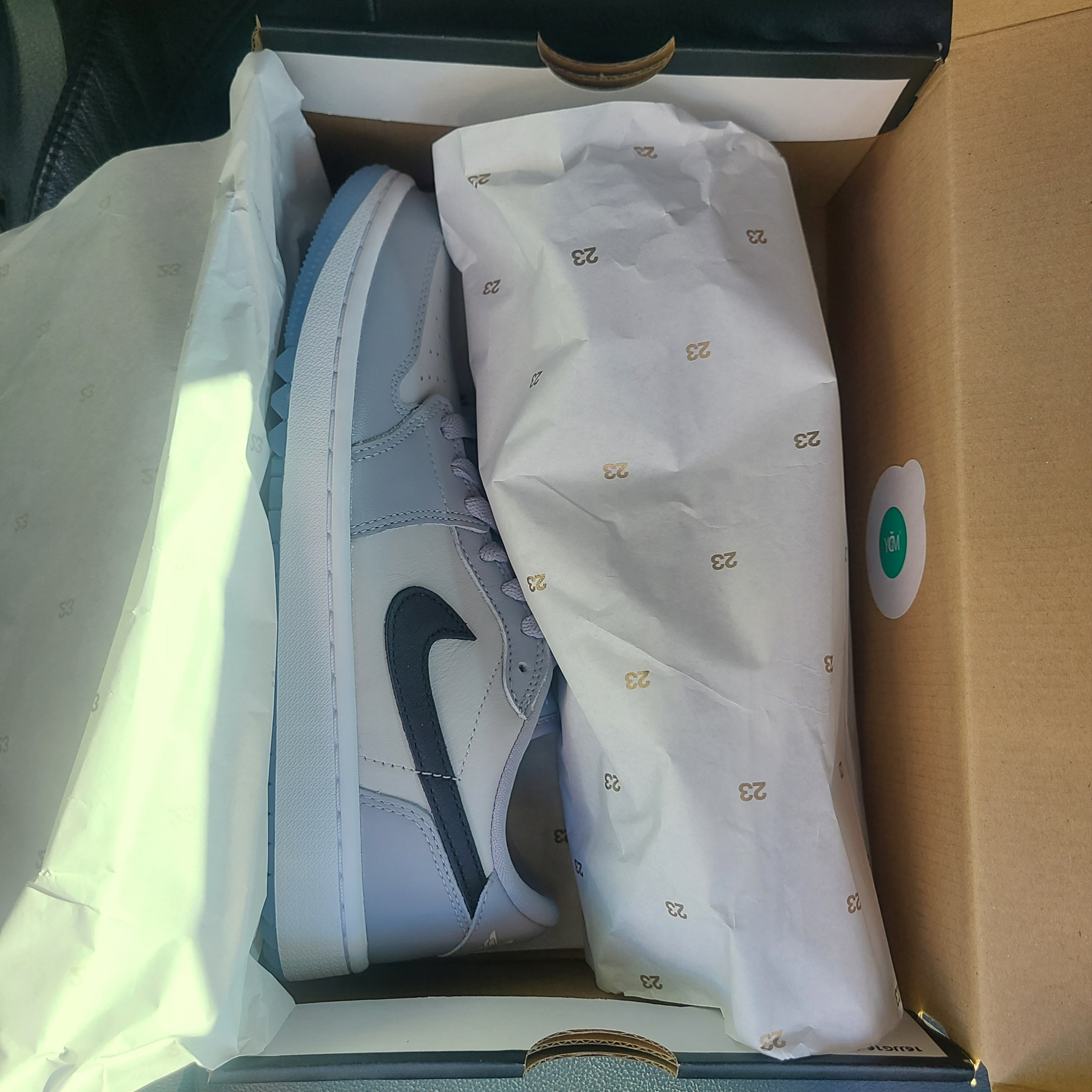 Jordan 1 Low Golf Wolf Grey 착용 스타일