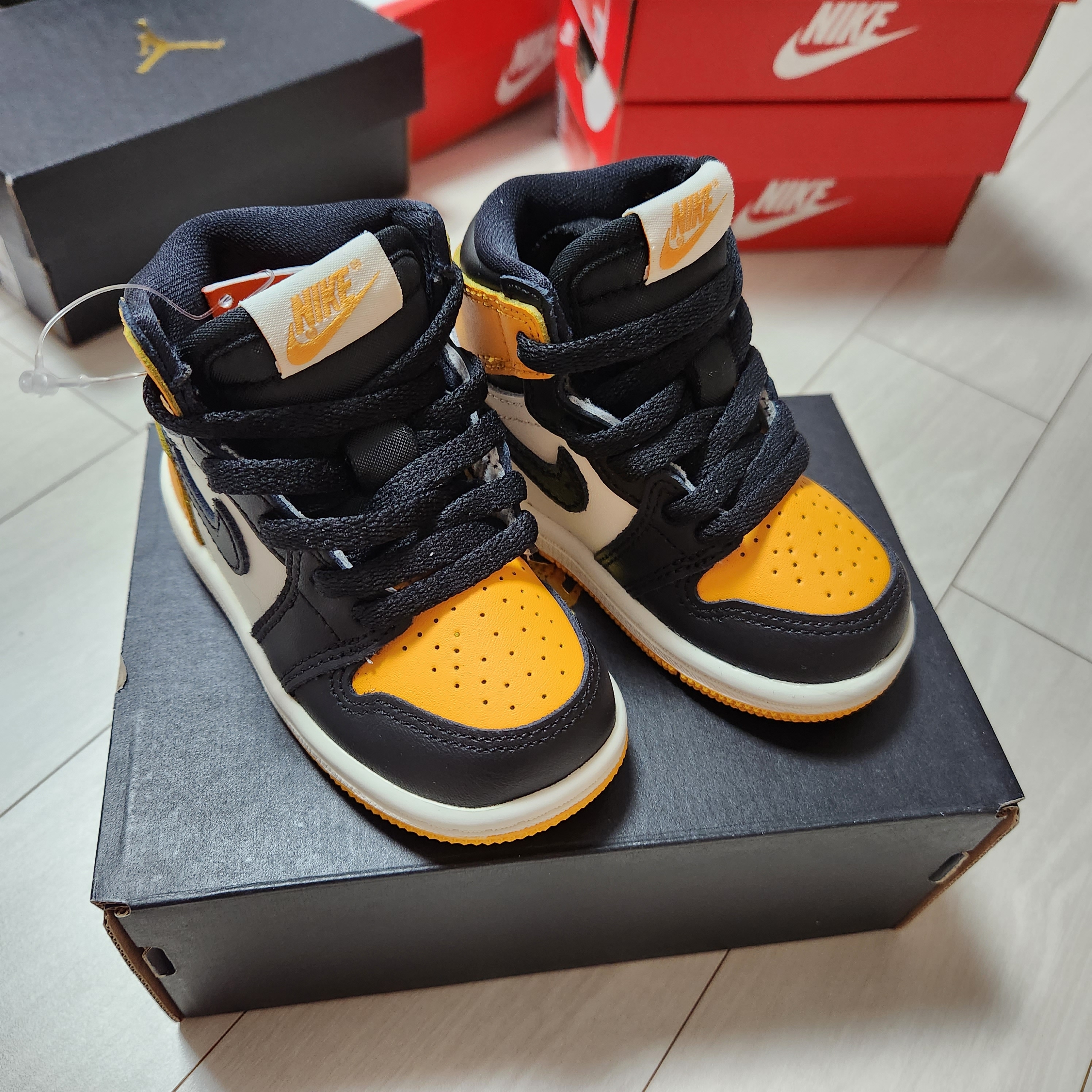 (TD) Jordan 1 Retro High OG Taxi ์ฐฉ์ฉ ์คํ์ผ - 2