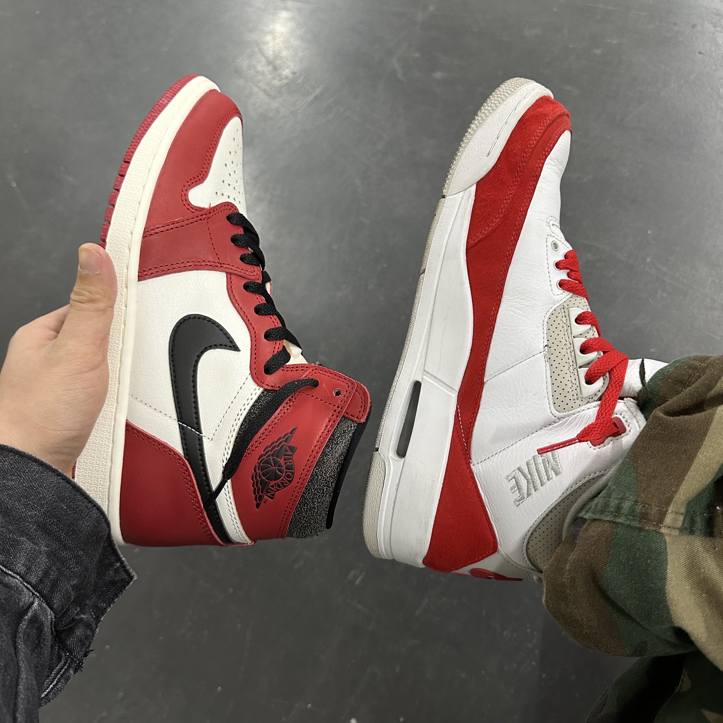 Jordan 1 Retro High OG Chicago 2022, Jordan 3 Retro Tinker White University Red 착용 스타일 - 2