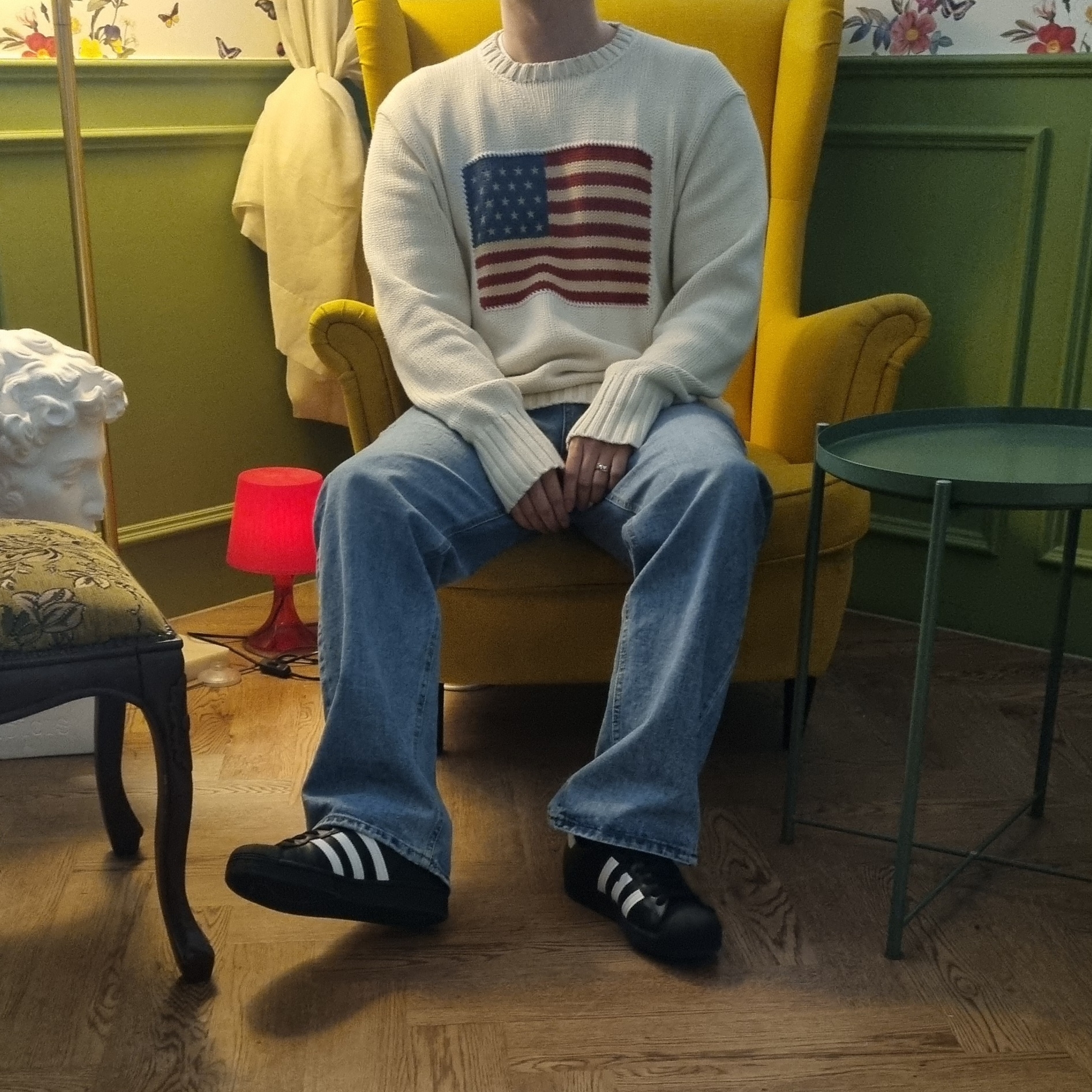 Adidas Superstar Core Black White 착용 스타일