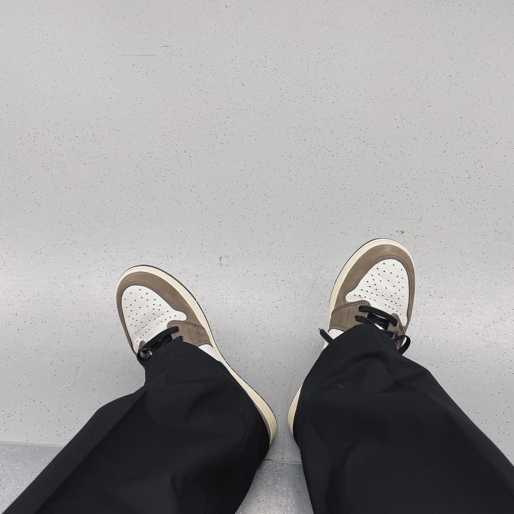 Jordan 1 x Travis Scott Retro High OG SP Mocha 착용 스타일