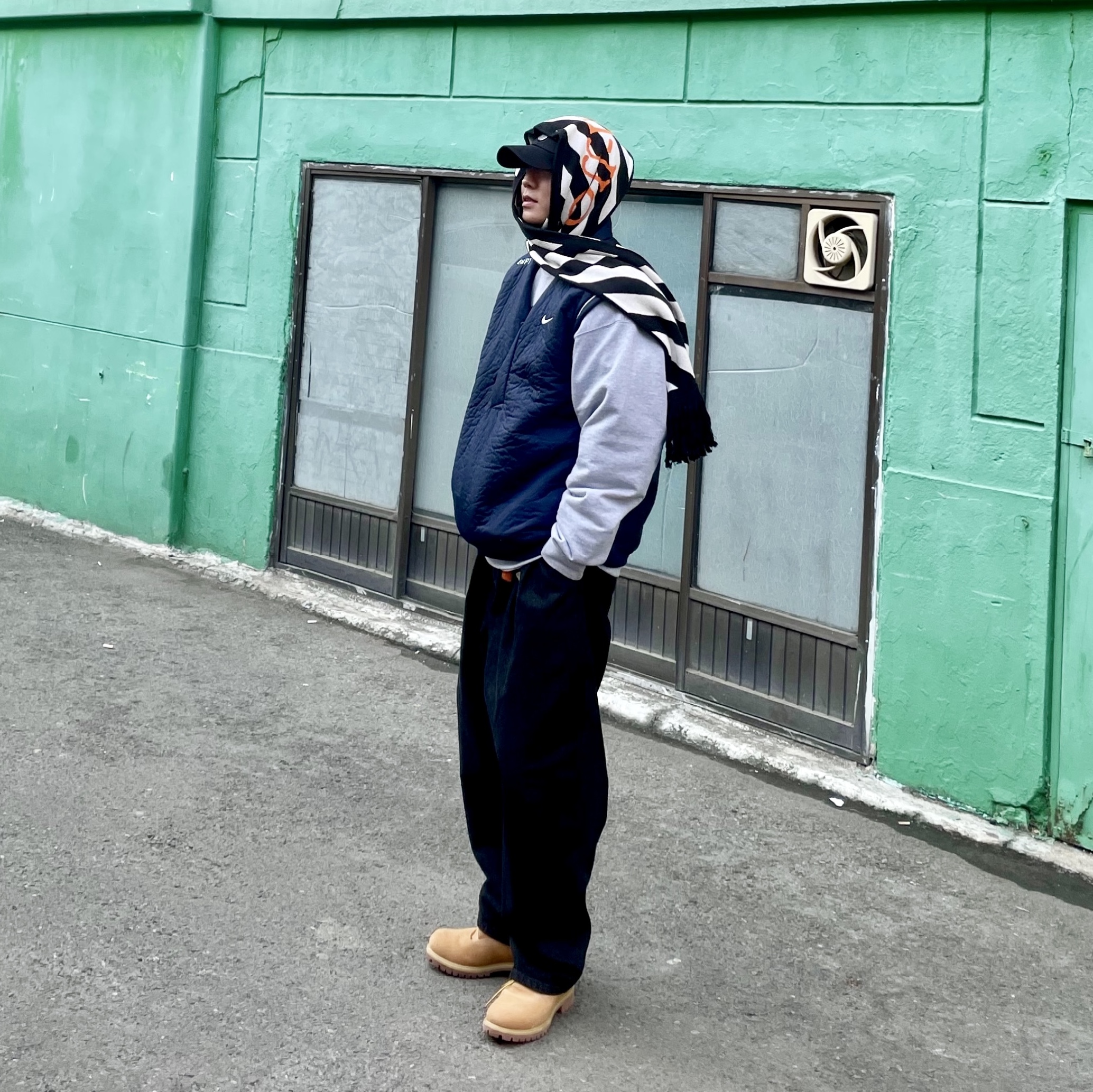 Nike x Cav Empt Vest Navy, Supreme x Timberland 6-Panel Black - 21FW 착용 스타일 - 2