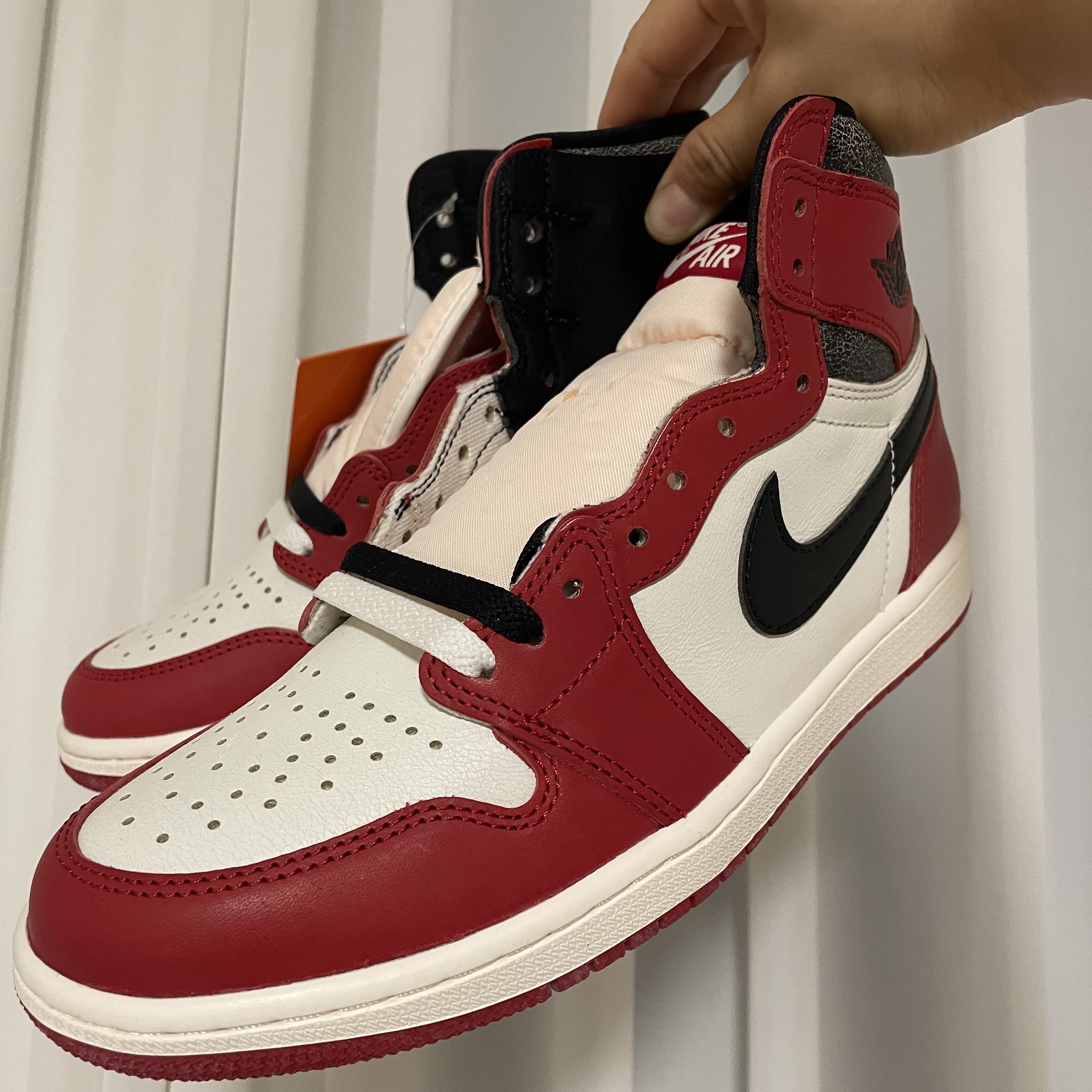 Jordan 1 Retro High OG Chicago 2022 착용 스타일 - 3