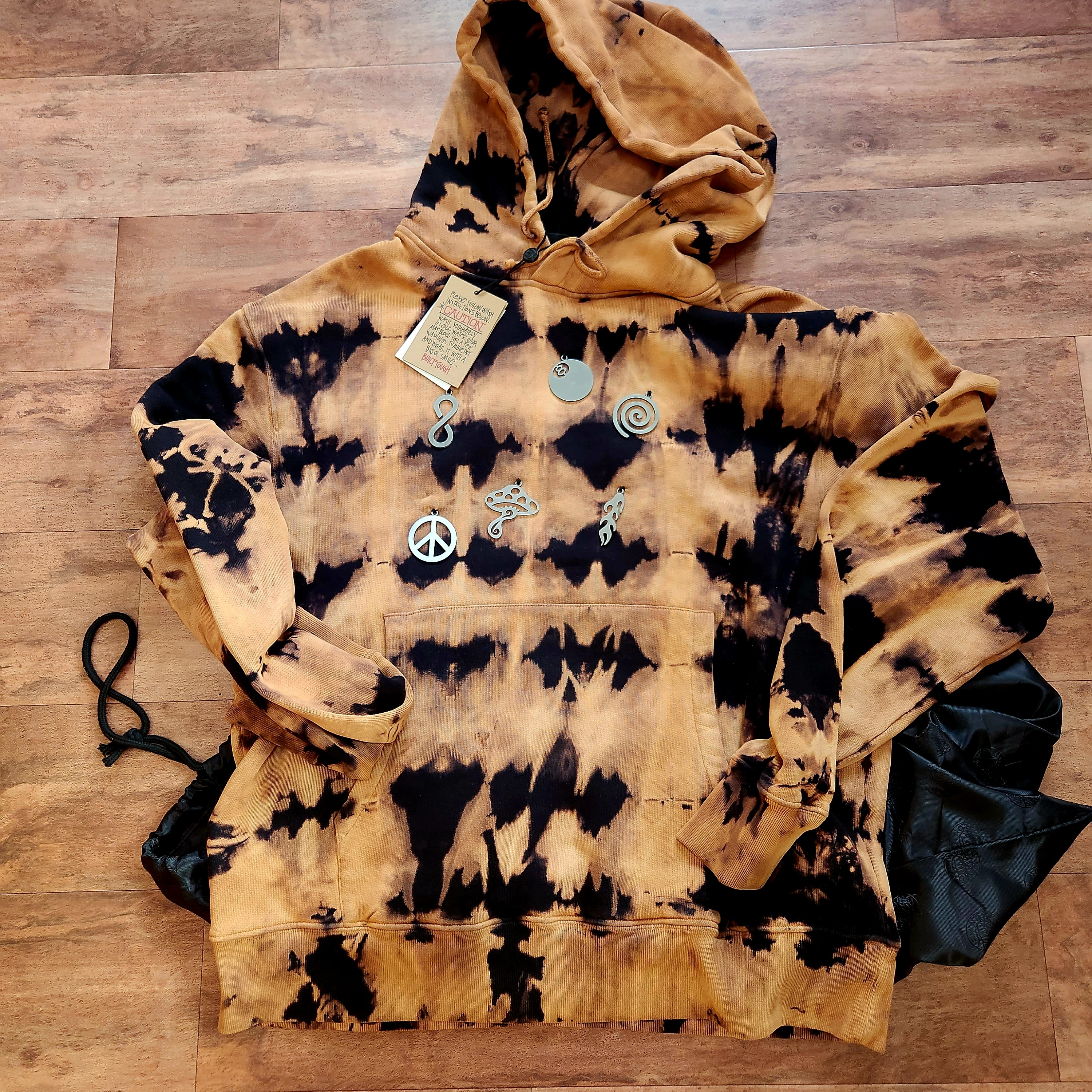 Stussy x Dries Van Noten Bandana Hoodie Camel 착용 스타일 - 2