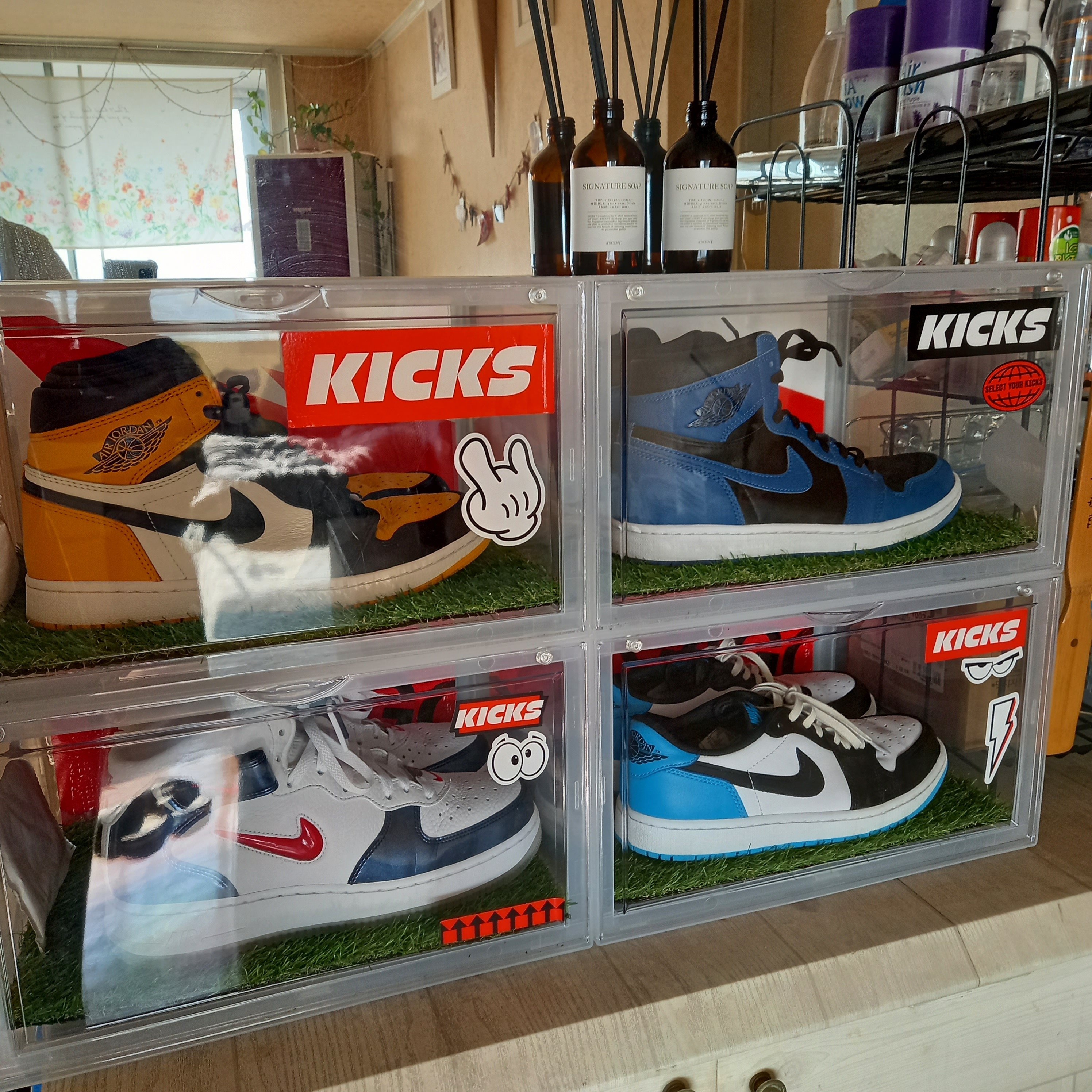 Jordan 1 Retro High OG Dark Marina Blue, Jordan 1 Retro High OG Taxi 착용 스타일