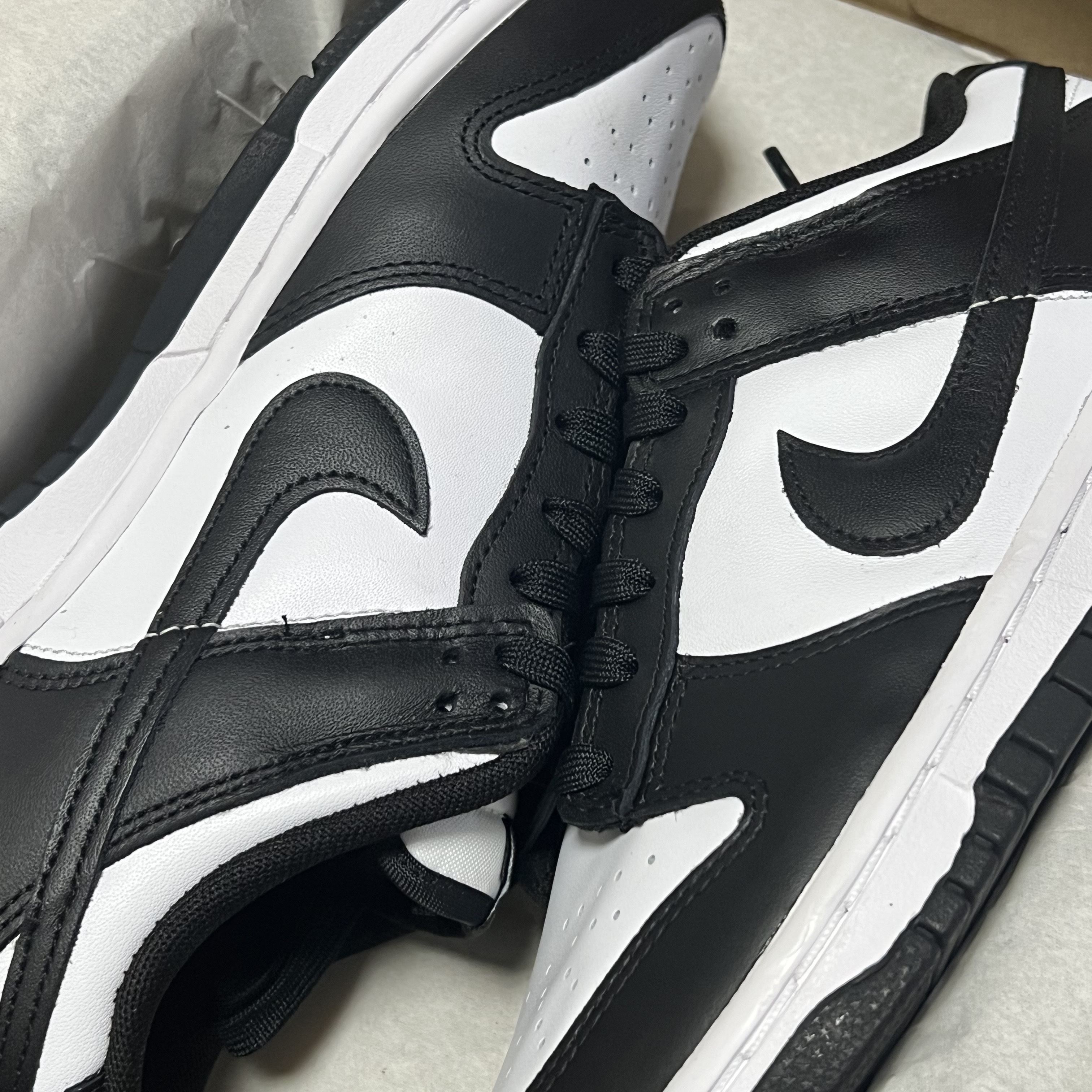 Nike Dunk Low Retro Black 착용 스타일