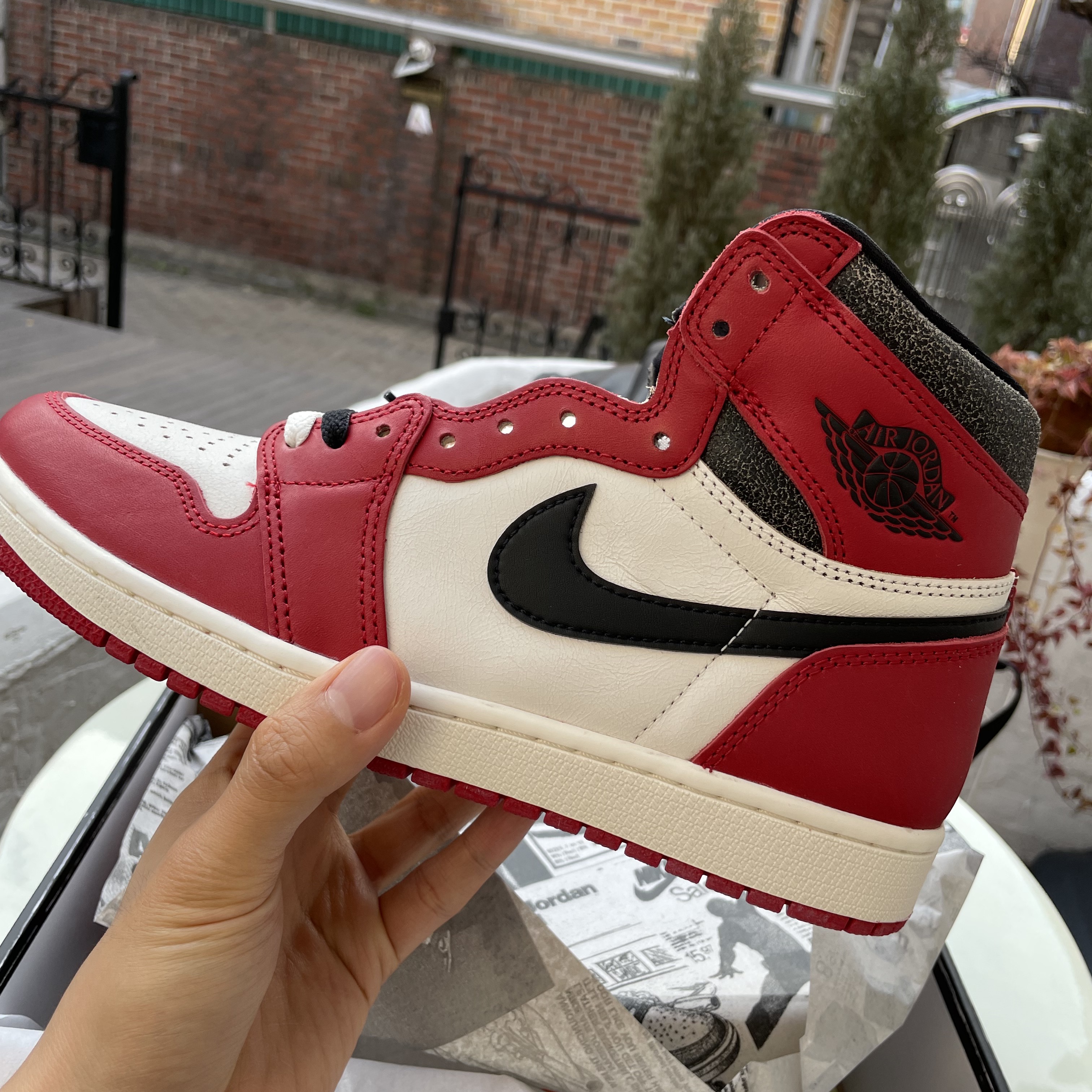 Jordan 1 Retro High OG Chicago 2022 착용 스타일 - 2