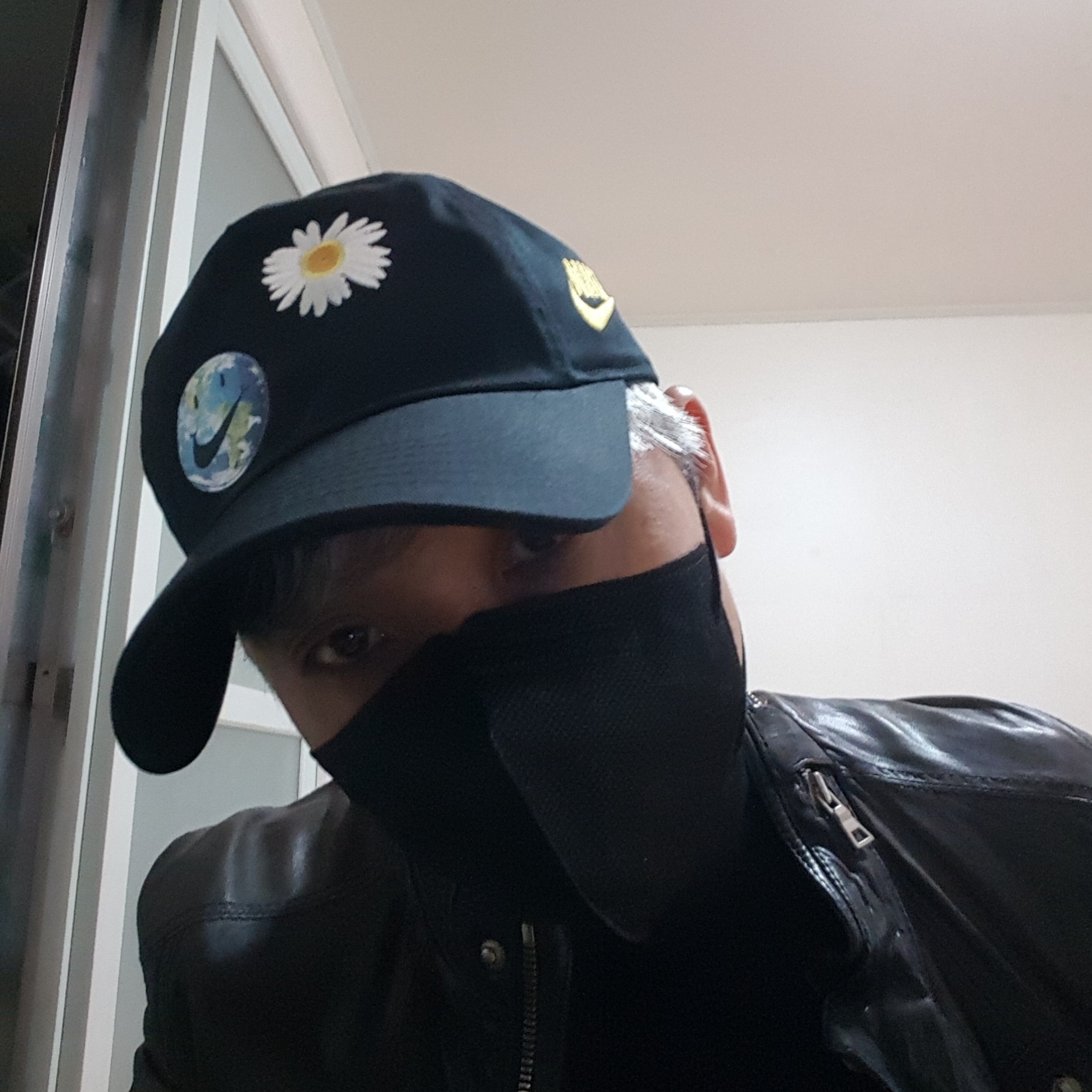(Kids) Nike Heritage 86 Cap Black 착용 스타일