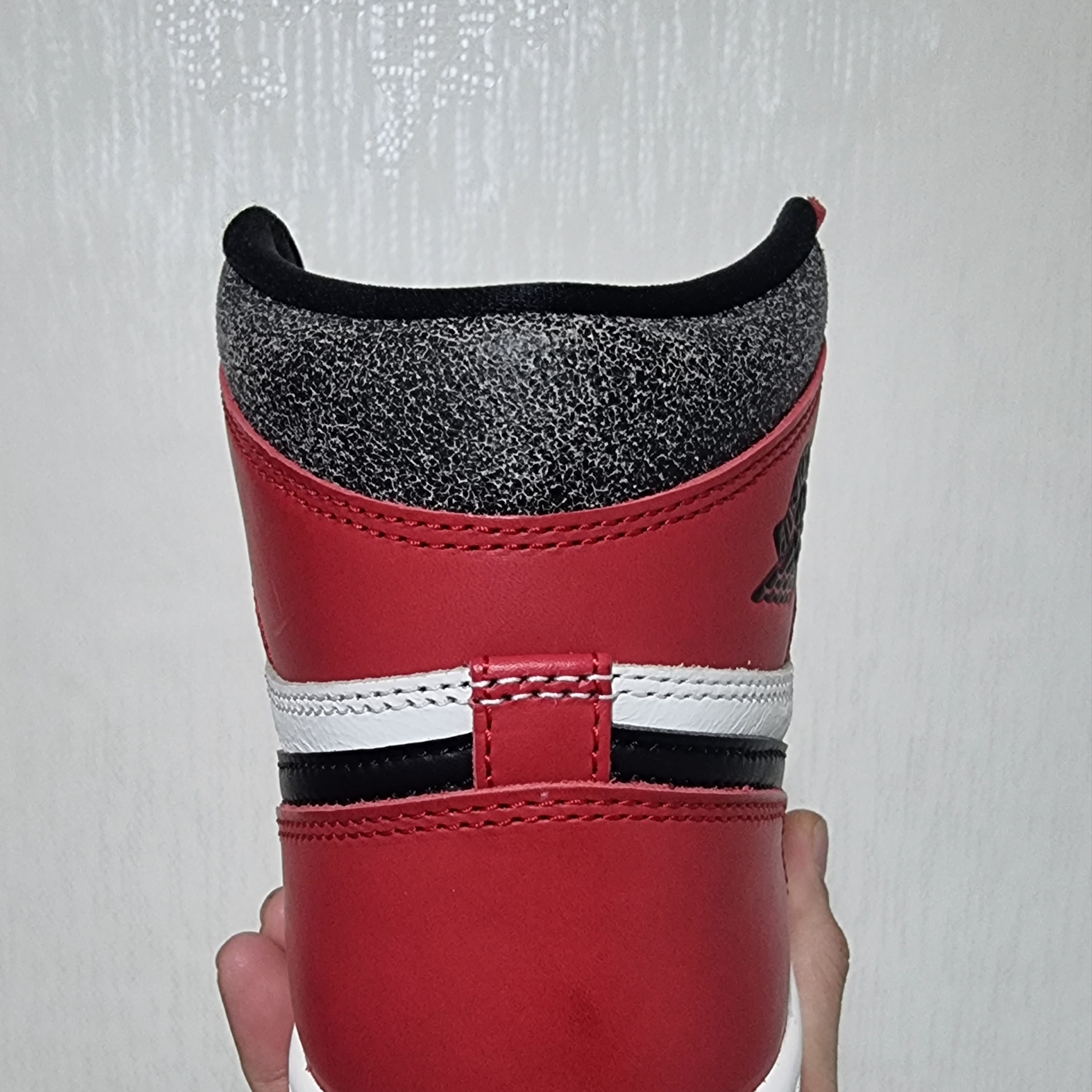 Jordan 1 Retro High OG Chicago 2022 착용 스타일 - 4